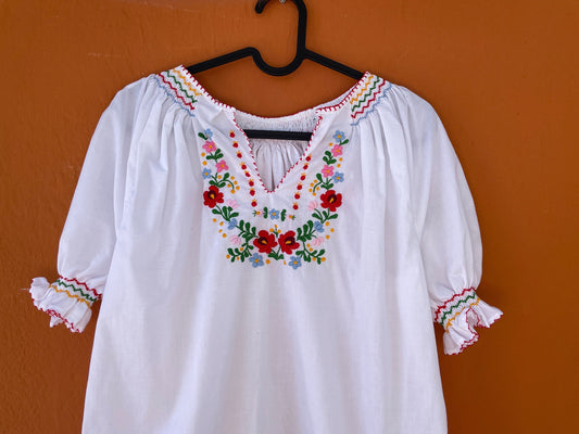 Hungarian Folk Blouse with Floral Embroidery, Cottagecore Top, Romantic Vintage Picnic Shirt, High-Quality Unique Find