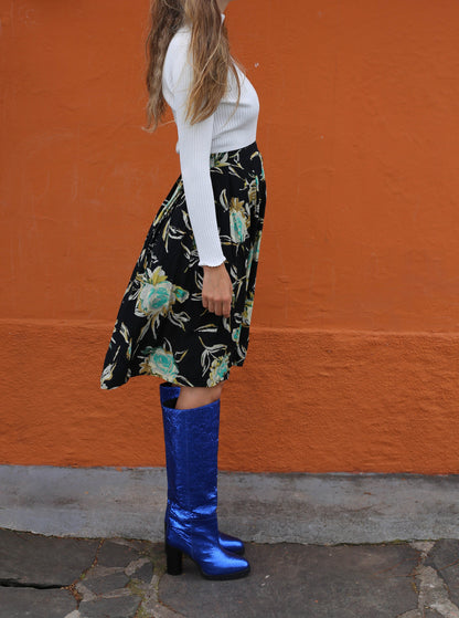 Vintage Black Floral Midi Skirt with Blue Pleats