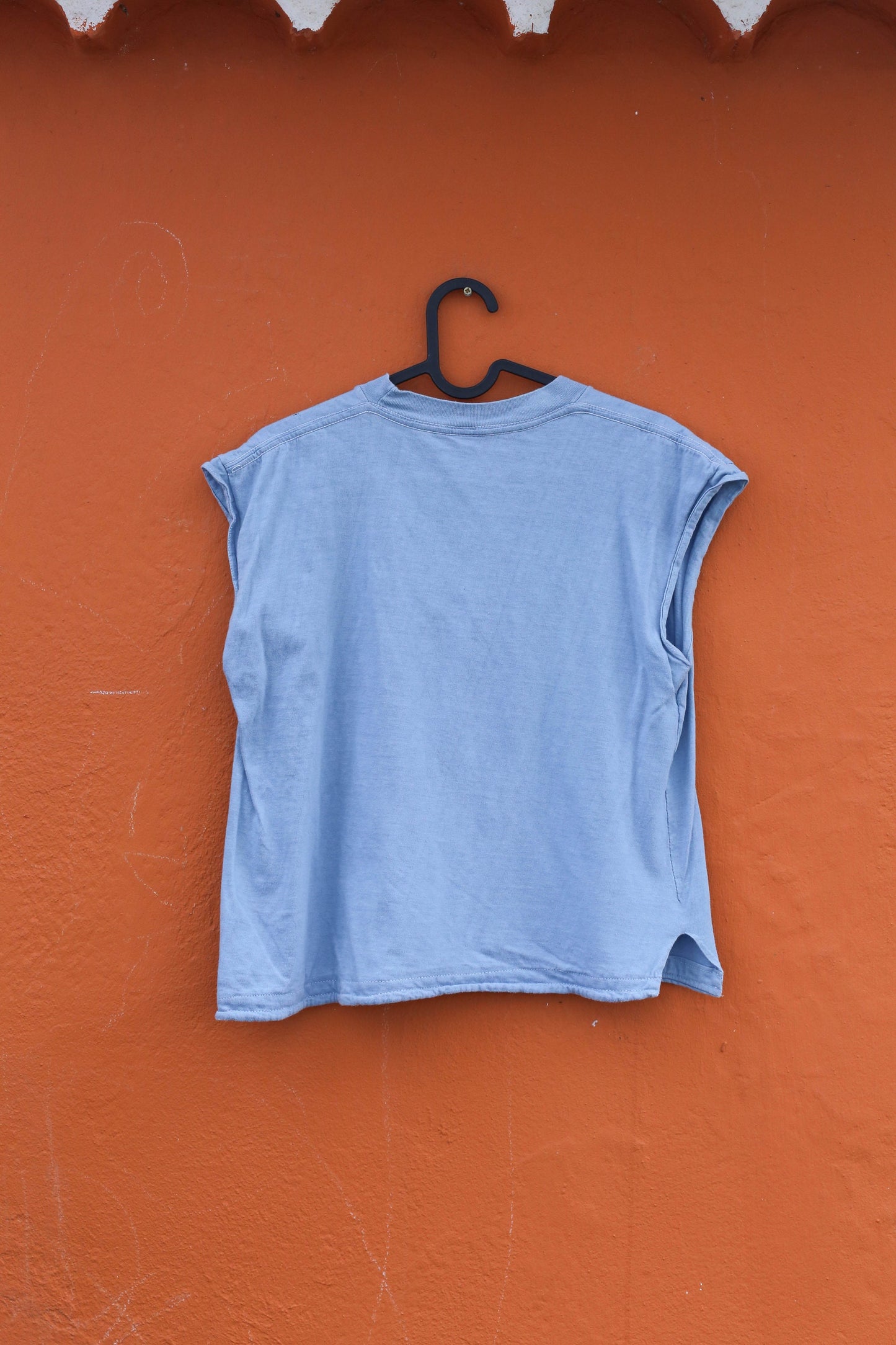 Vintage Reebok cap sleep camisole, Retro 90s Classic Light Blue Crew Neck T-Shirt, Logo Tee, Light blue boxy fit t shirt with - S