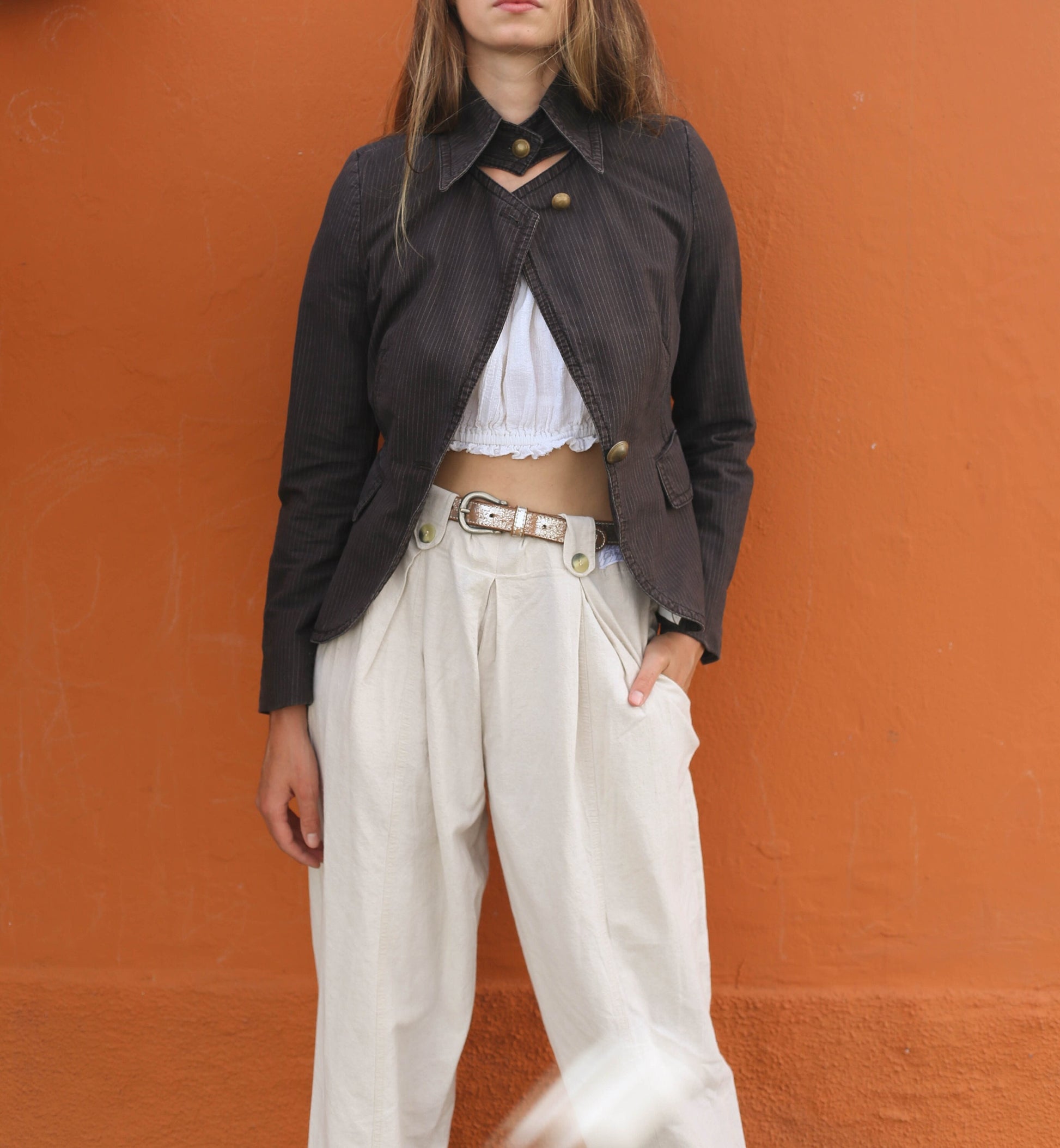 Vintage DRYKORN Brown Pinstripe Blazer XS - Cropped Cotton Jacket with Fitted Silhouette & Statement Buttons for Trendy Stylish Look