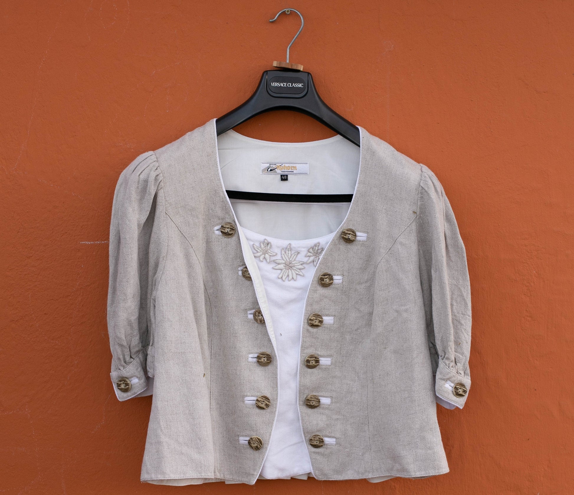 Vintage puff sleeve Linen top, German Folklore Oktoberfest blouse, Cottage Core romantic top, Lace detailing, M -L