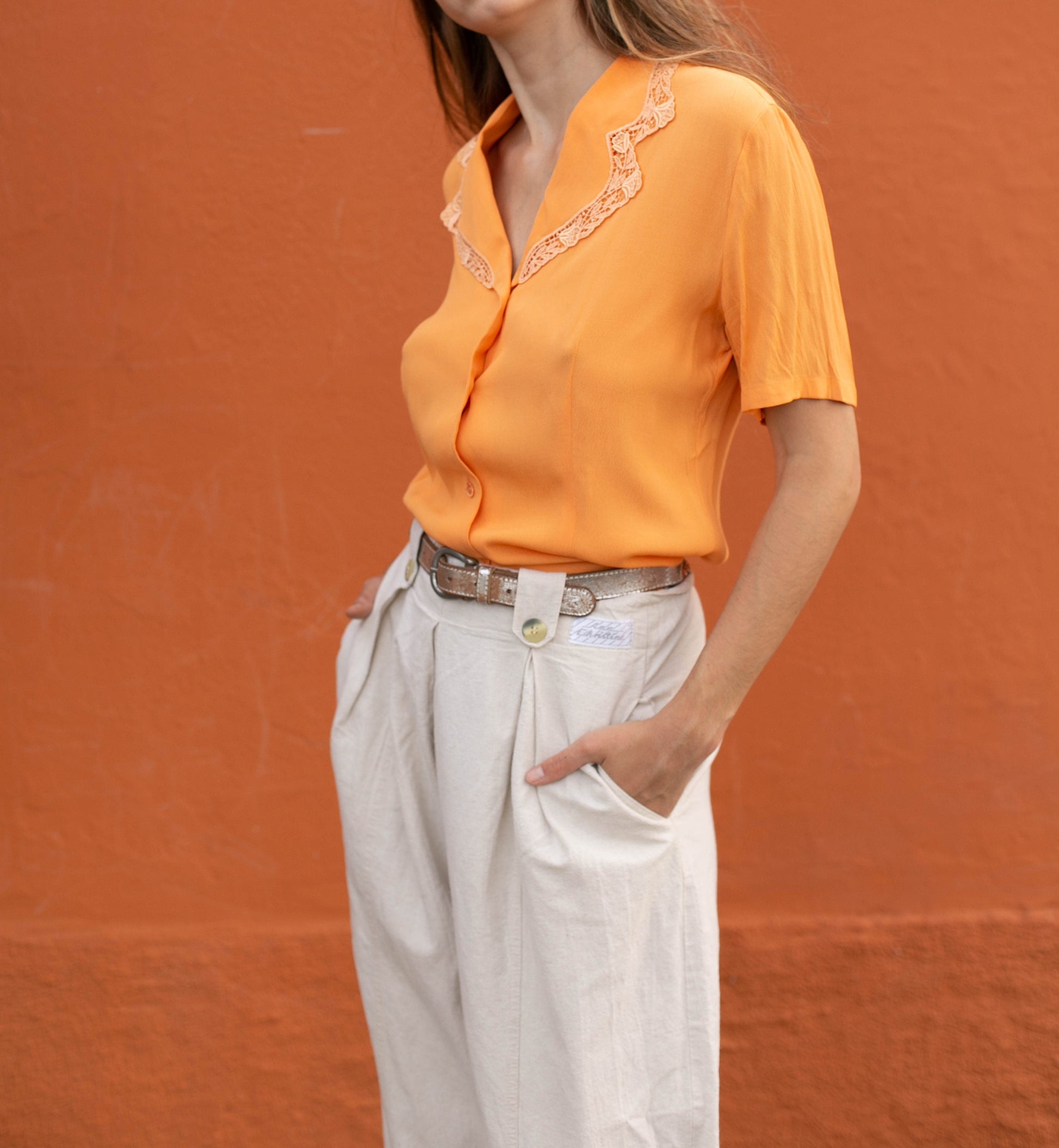 Vintage tangerine orange woman blouse, 70s blouse, Secretary blouse, Summer shirt, Elegant Blouse with Lace Collar, Summer Chic, US 12–14
