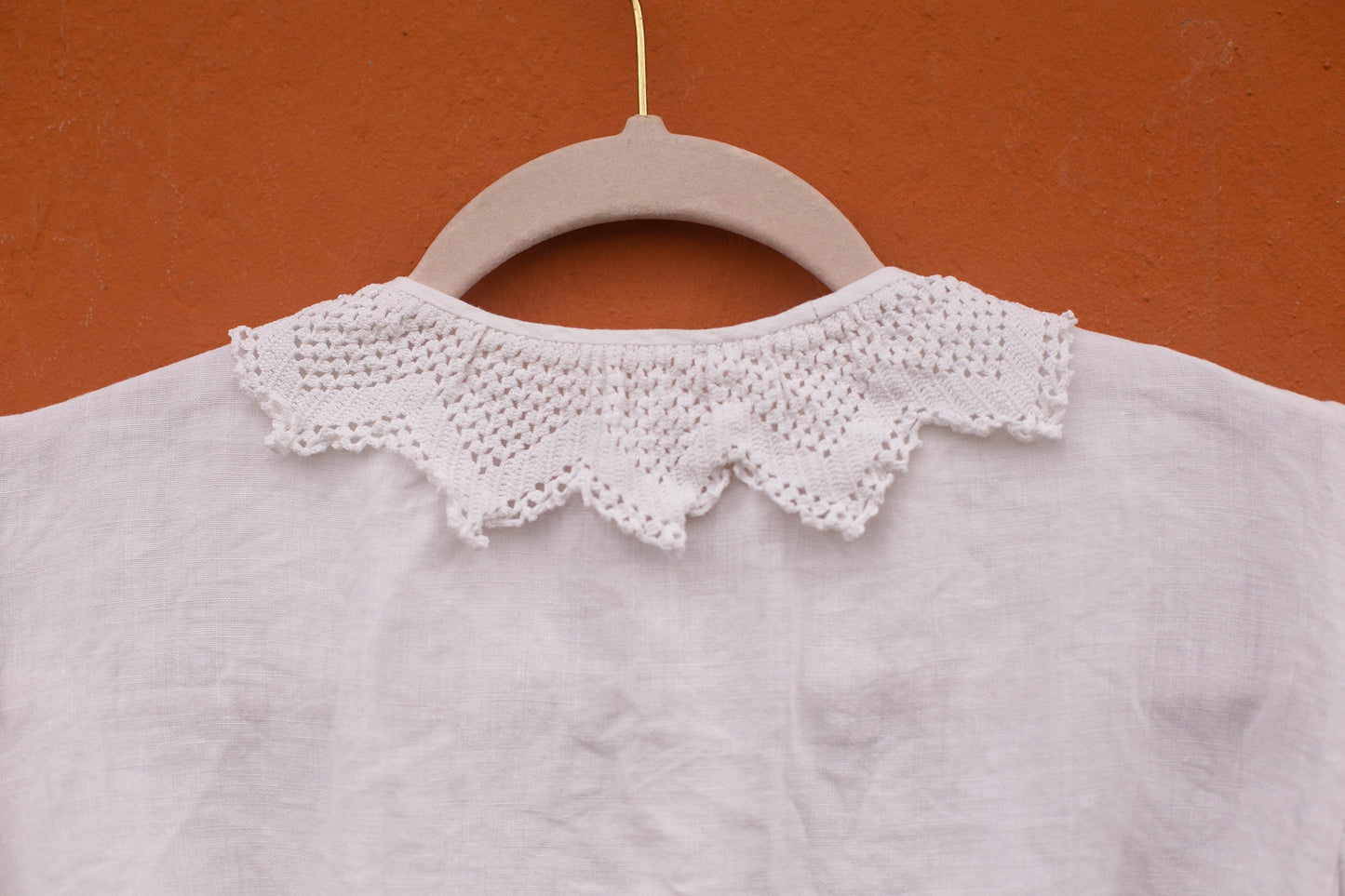Antique french white cotton cropped top, Vintage puff sleeve Linen top, Cottage Core romantic top, Lace detailing, M -L