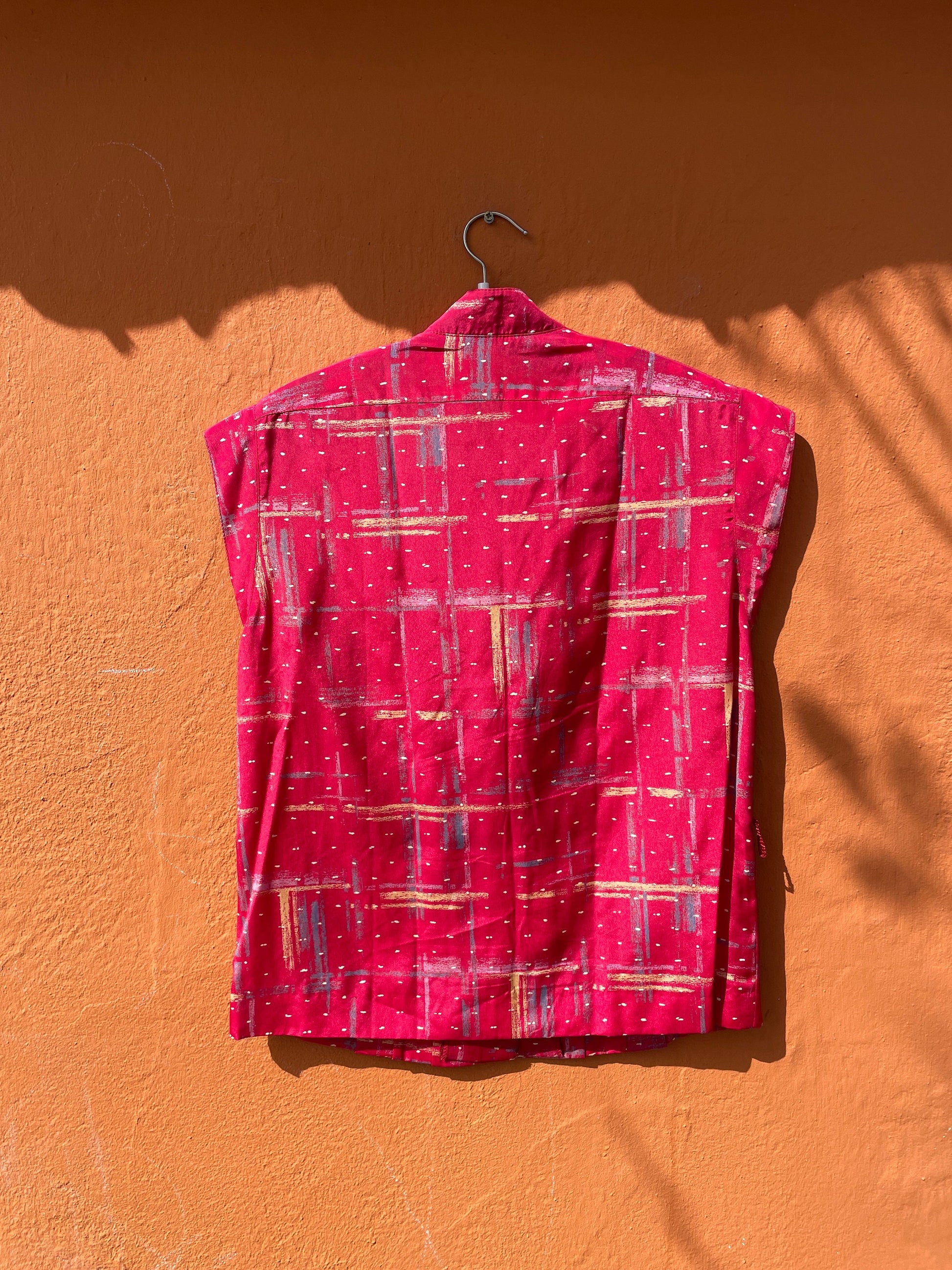 80s Vintage Cap Sleeve Blouse with Unique Pattern, Red vibrant summer button up shirt