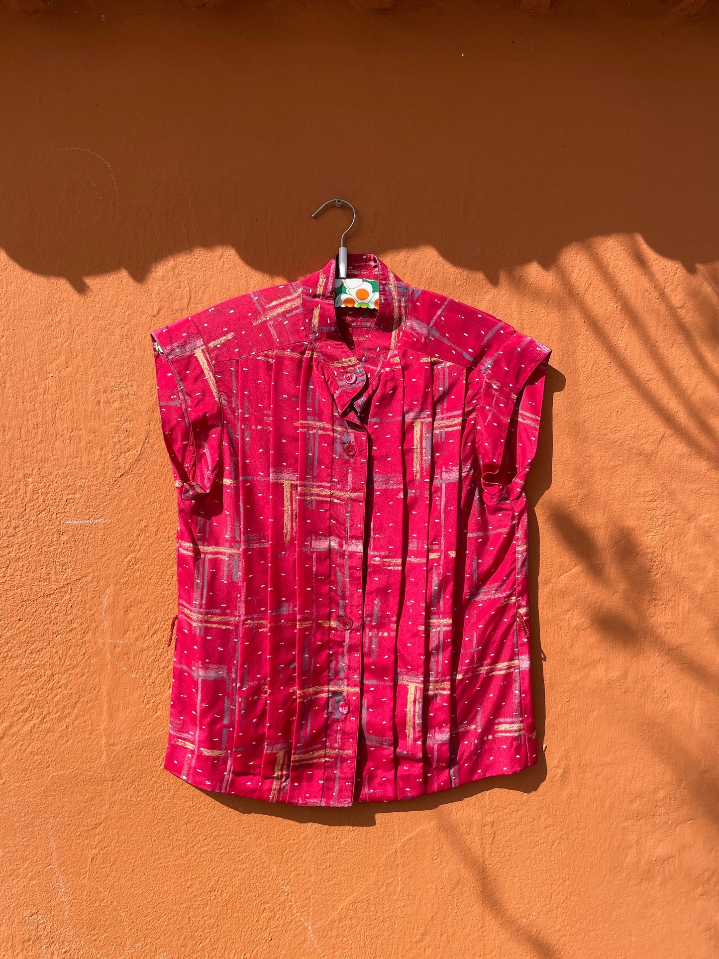 80s Vintage Cap Sleeve Blouse with Unique Pattern, Red vibrant summer button up shirt