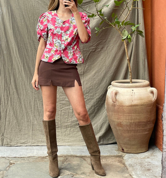 Vibrant Vintage Pink Floral Women's Blouse, Playful Retro blouse with Puffed Shoulders - Vintage Charm Meets Modern Style