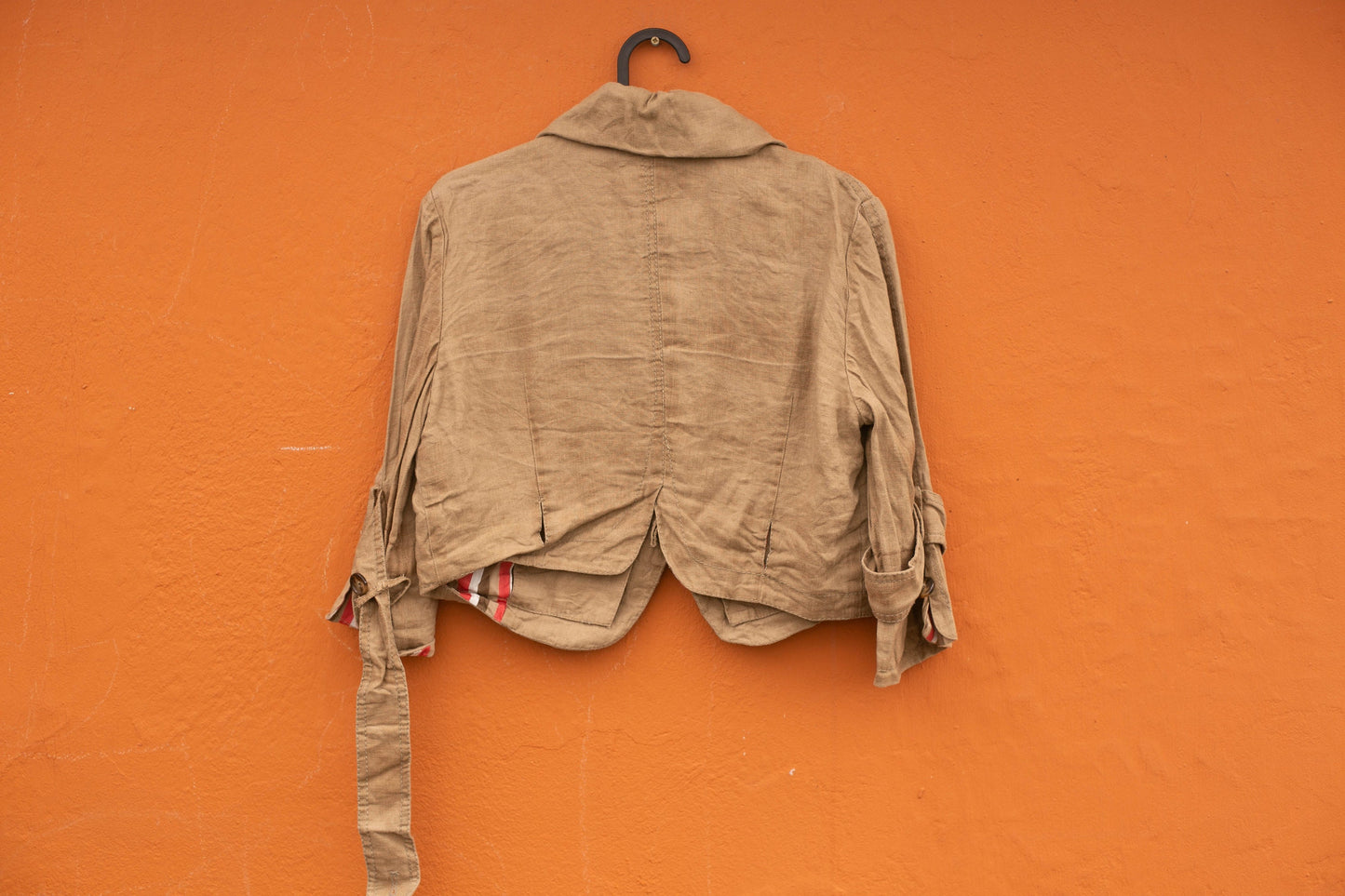 Vintage Daniel Hechter Paris Brown Cropped Linen-Feel Jacket, Tan elegant summer blazer, French vintage designer clothign for women