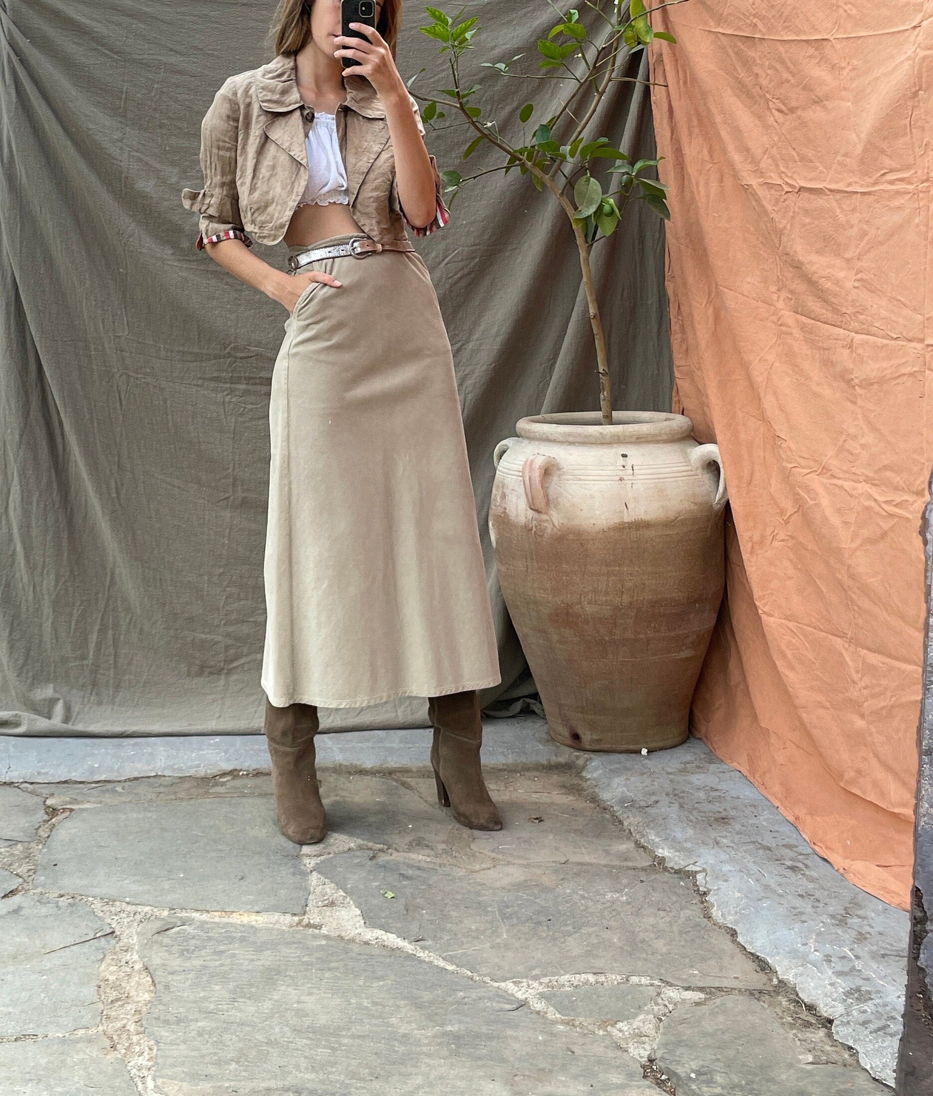 Vintage Daniel Hechter Paris Brown Cropped Linen-Feel Jacket, Tan elegant summer blazer, French vintage designer clothign for women