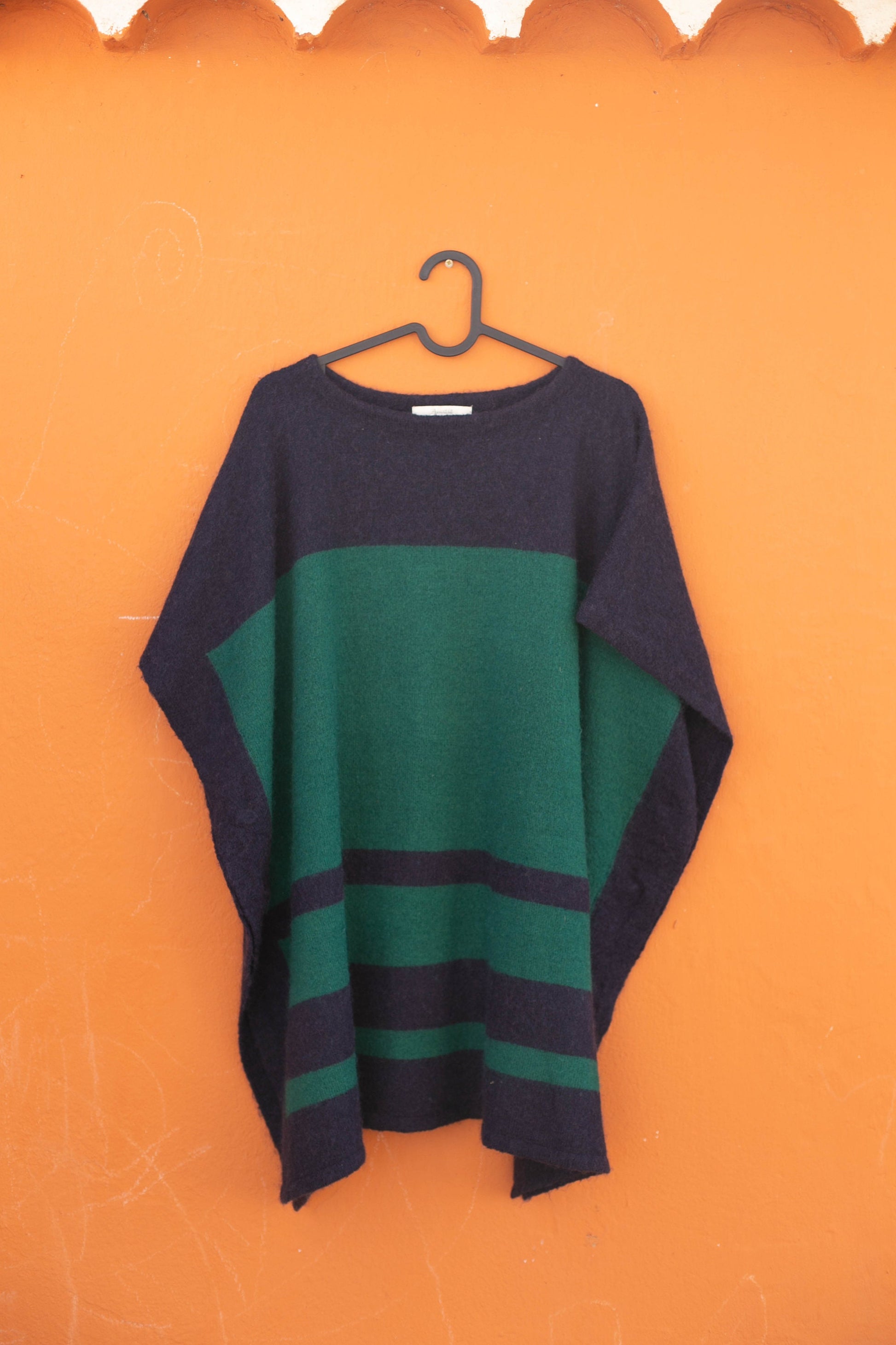 Wool poncho in navy blue and green, Wool cape, Classic style winter wear, Elegant tennis club style