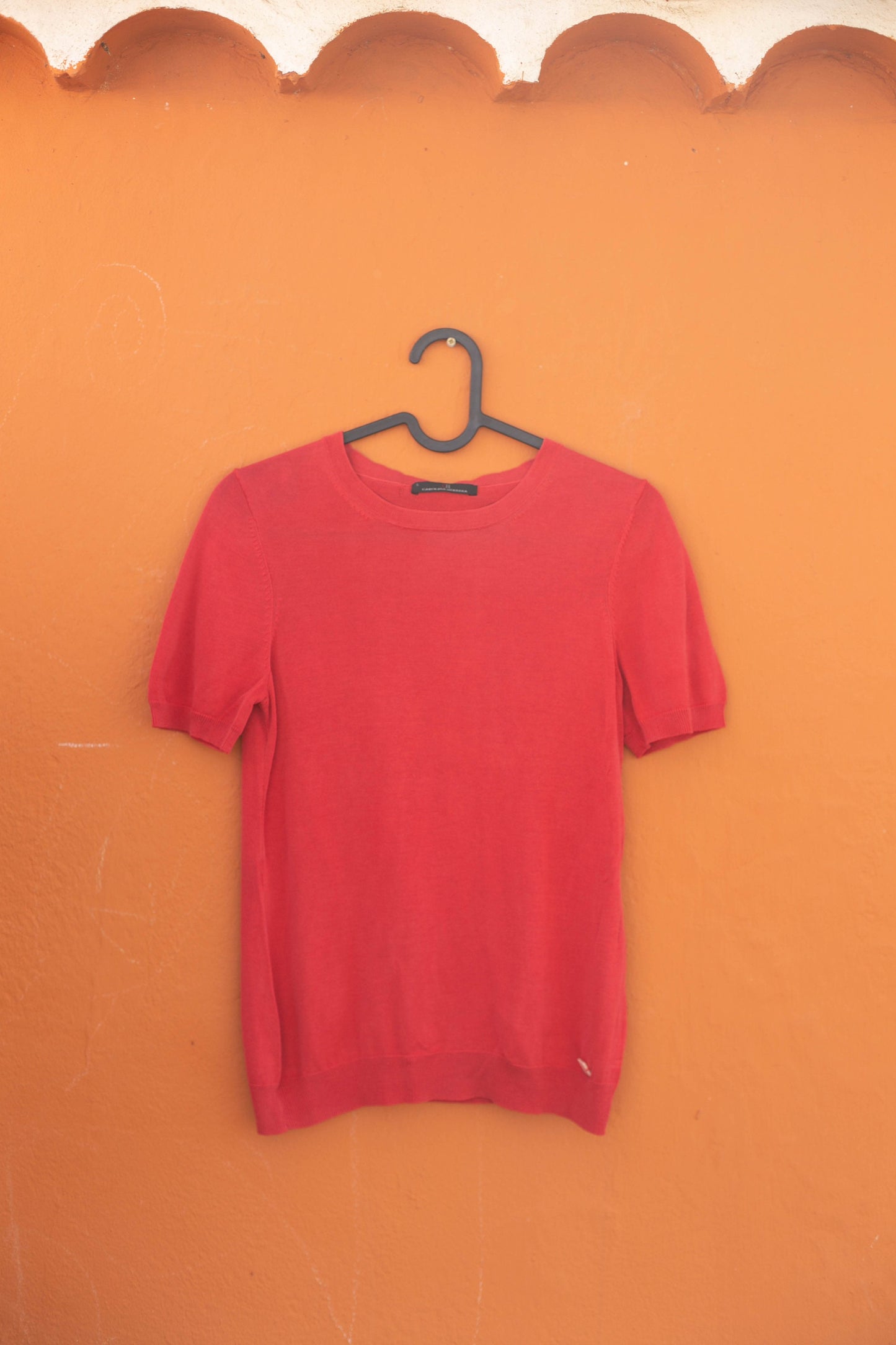 Vintage Carolina Herera red short sleeve summer t-shirt, Lightweight casual top, Vintage designer clothing