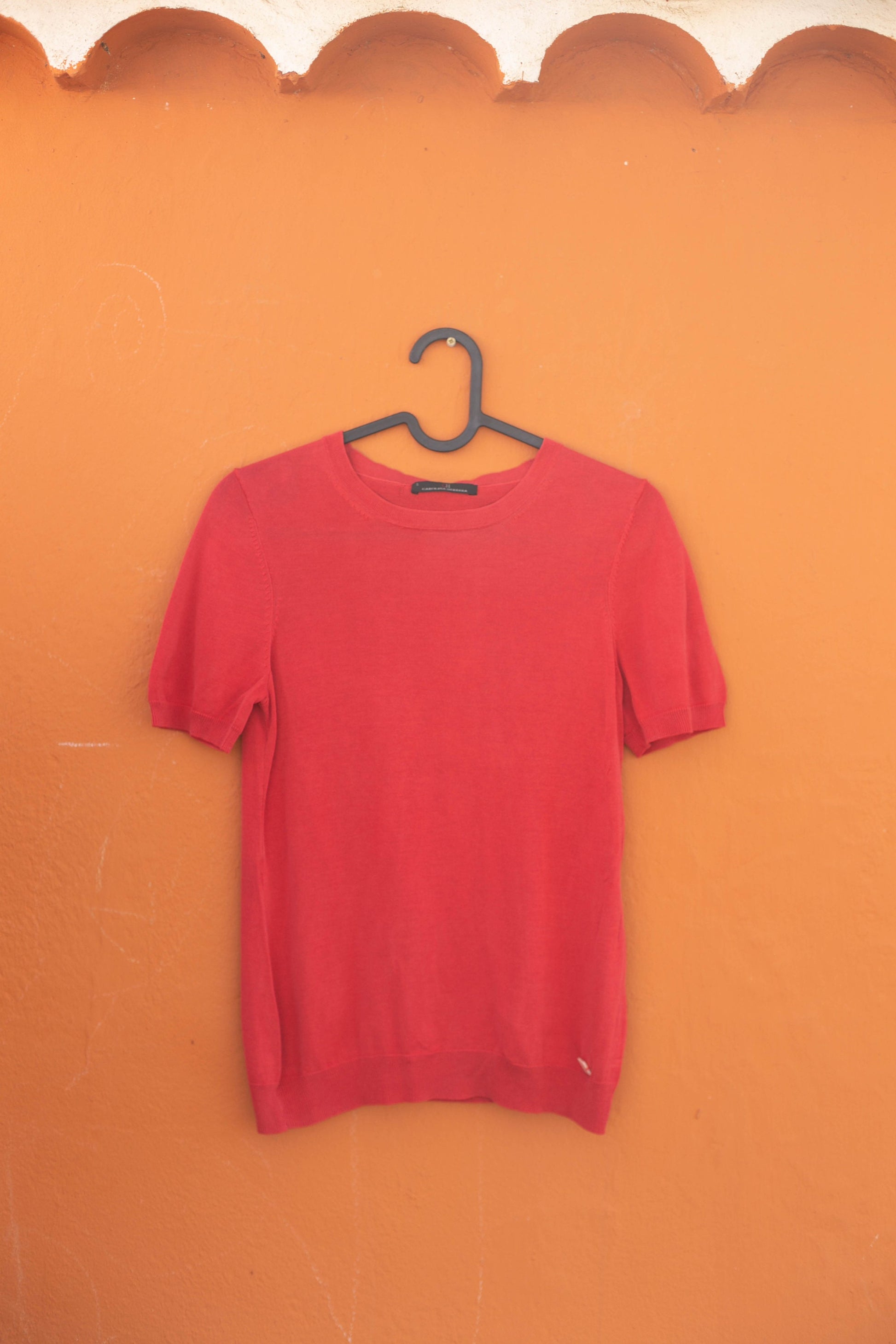 Vintage Carolina Herera red short sleeve summer t-shirt, Lightweight casual top, Vintage designer clothing