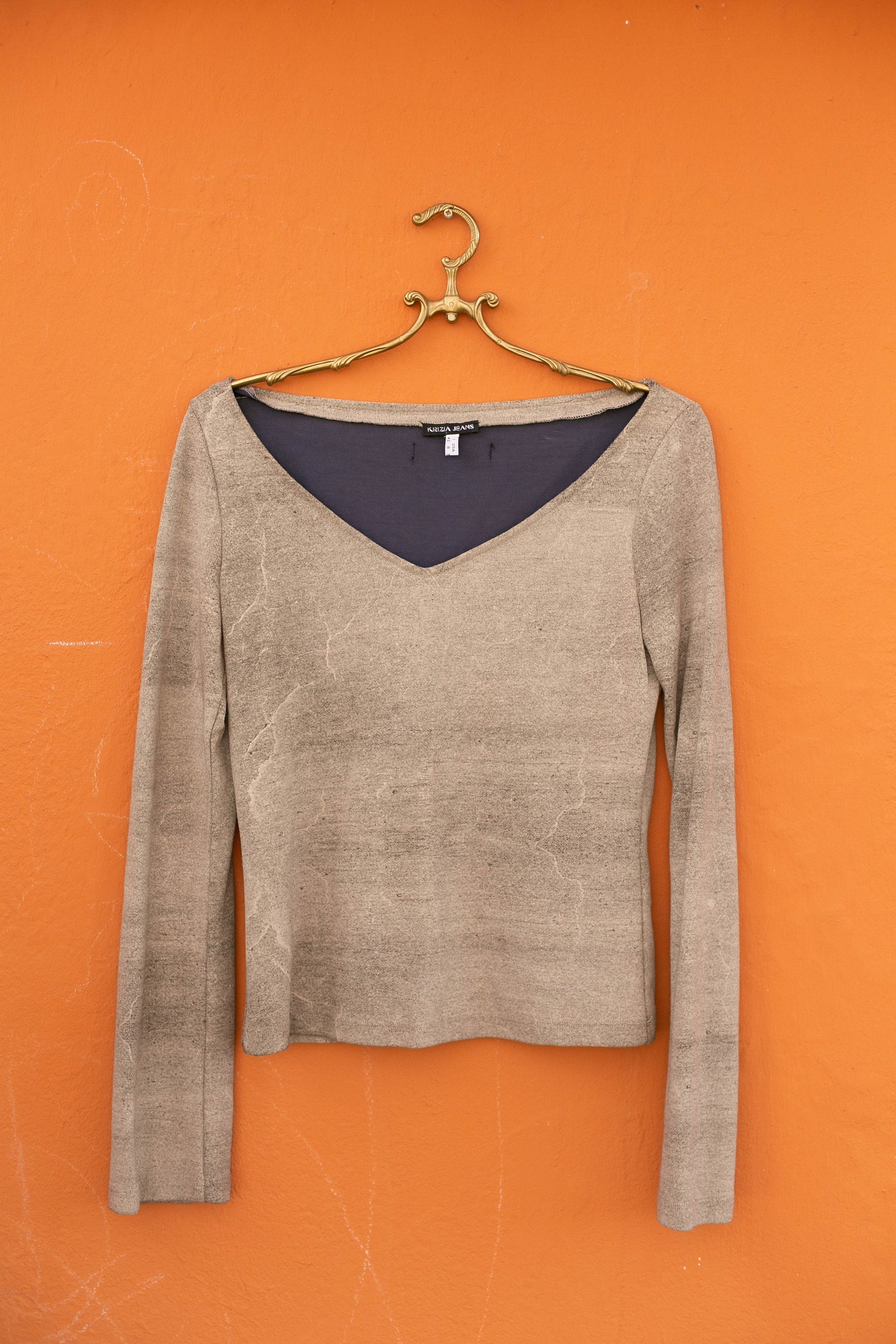 Designer Vintage Grey Shirt by Krizia Jeans: 90s Retro Sophistication & Timeless Charm