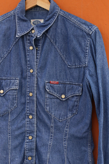 90s Classic Denim Button-Up Shirt for Women — additional view 9