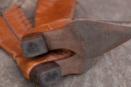Vintage 1970s Italian Brown Lace-Up Boots — fabric close-up