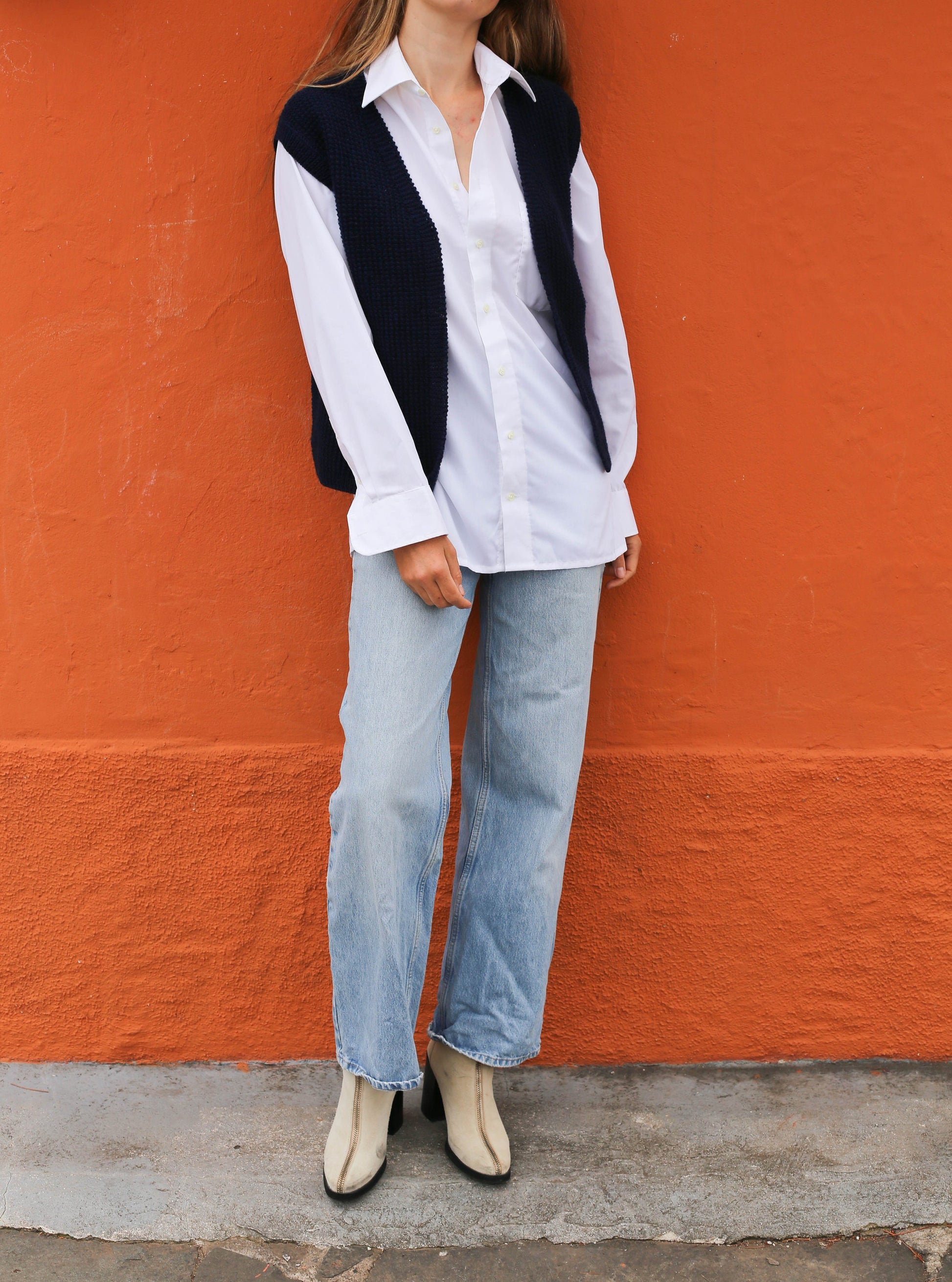 Vintage Navy Blue Hand-Knit Cardigan — additional view 9