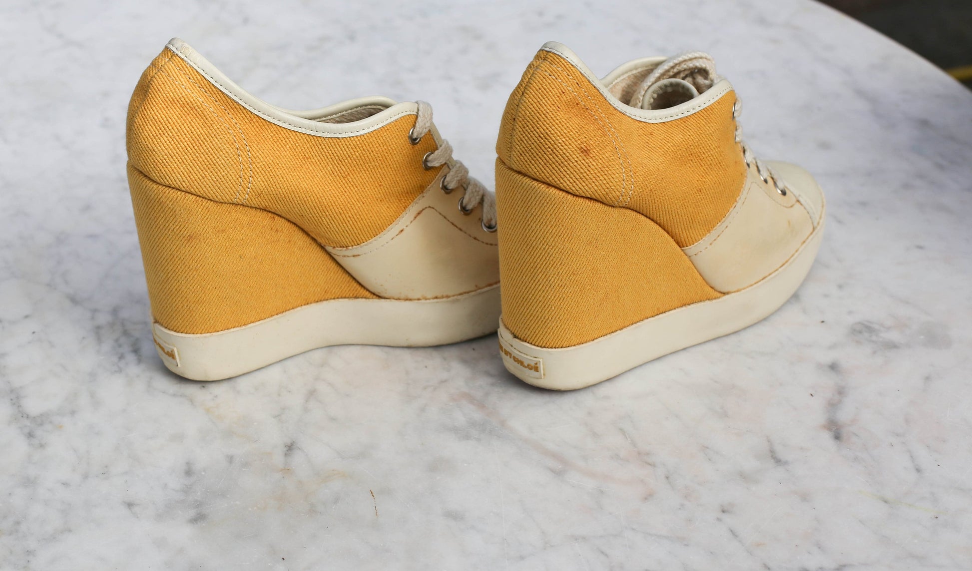 Vintage See by Chloé Yellow Wedge Sneakers – Size EU 37