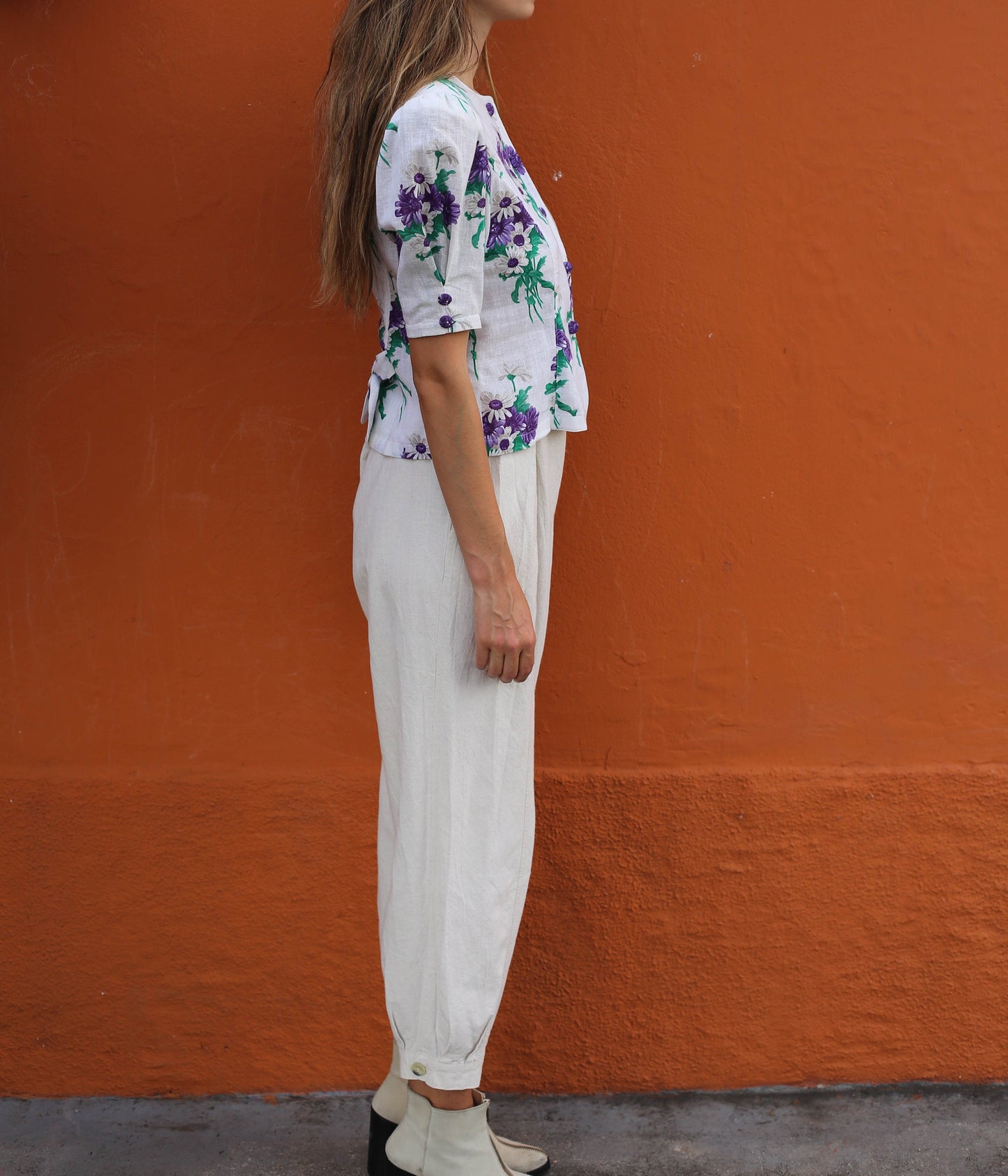 Purple and white french floral antique woman blouse, Vintage Cottage core romantic top, (US 6–8),