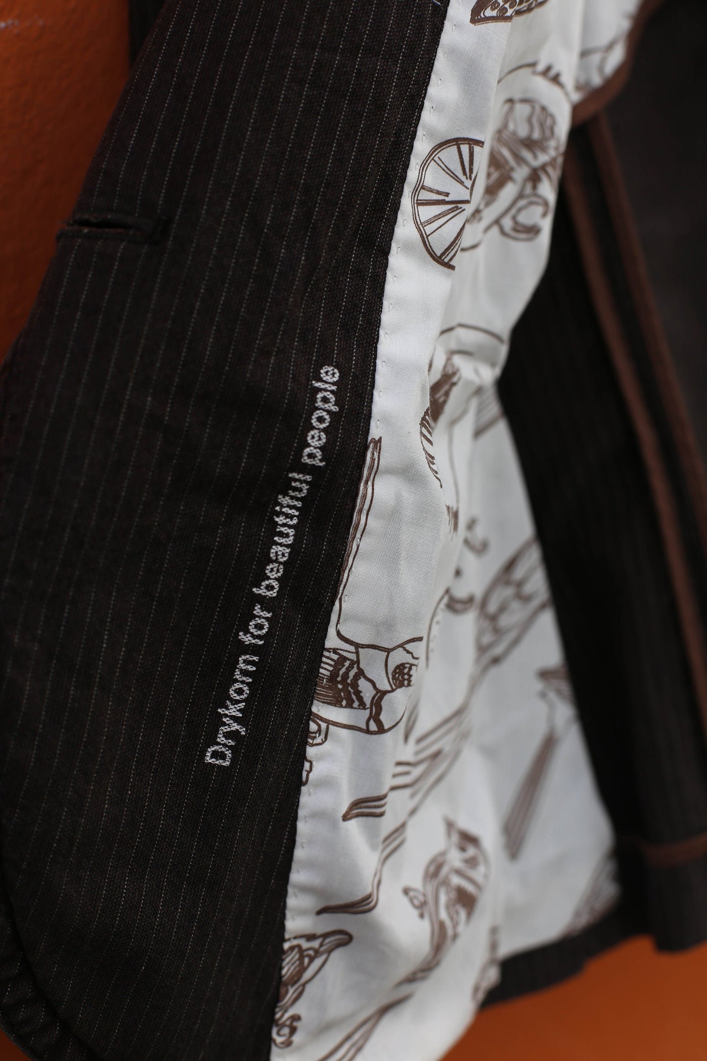 Vintage DRYKORN Brown Pinstripe Blazer XS - Cropped Cotton Jacket with Fitted Silhouette & Statement Buttons for Trendy Stylish Look