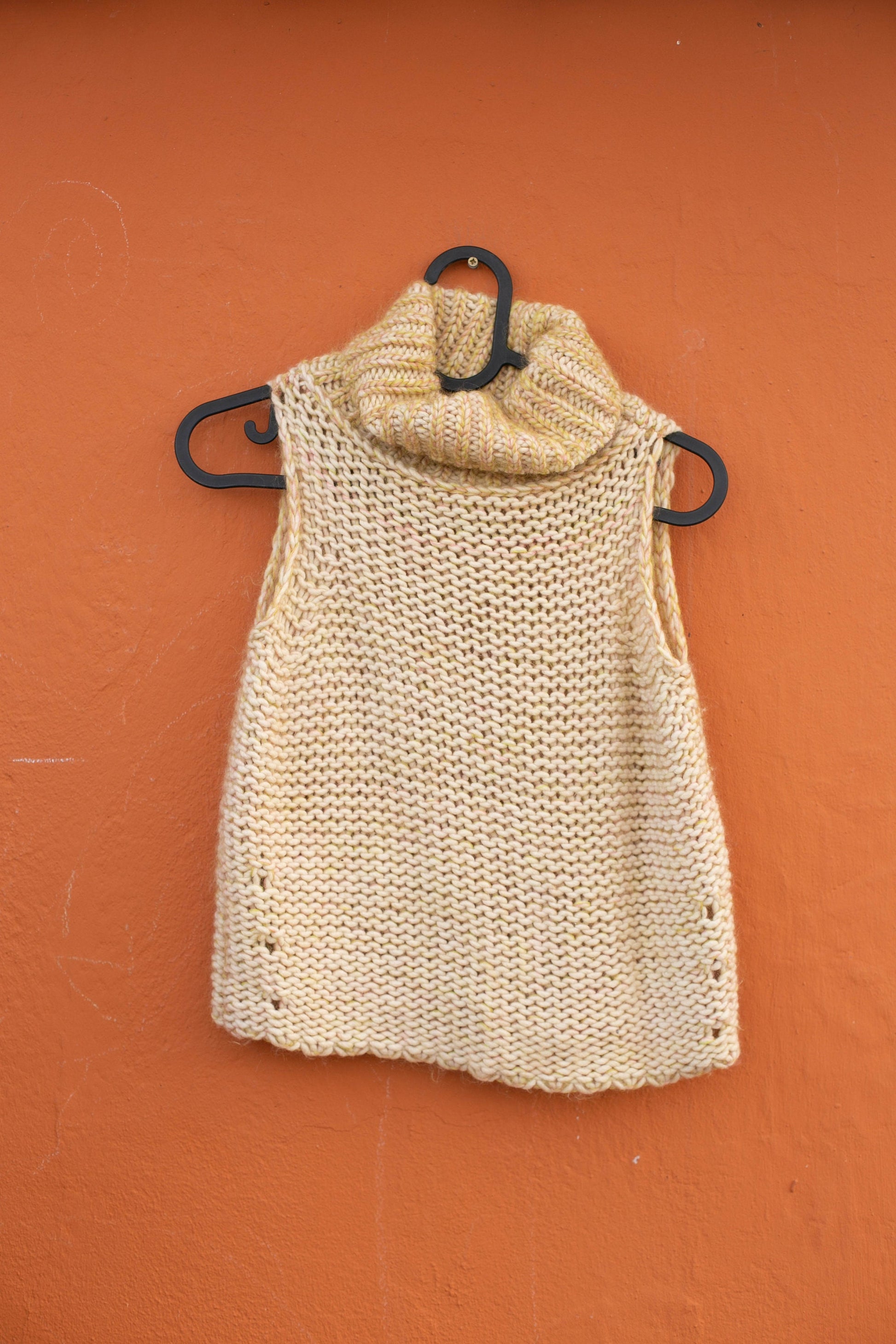 Maria di Ripabianca Cashmere Turtleneck, Designer turtleneck knitwear top, Sleeveless luxury wool knitted top, Basic girl
