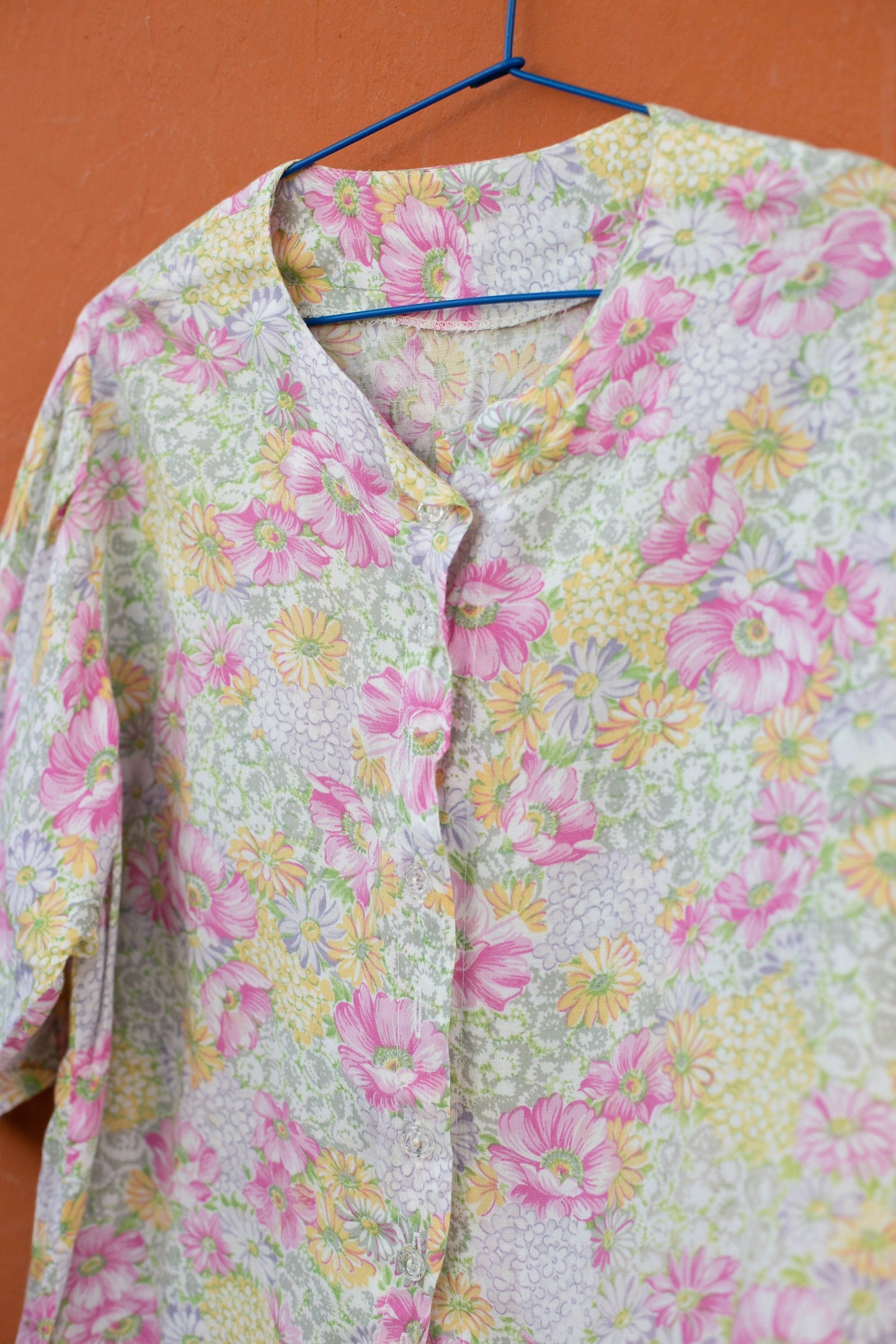 Vintage Floral blouse knot tie top, Pink flower print cropped button up blouse, Summer shirt, Loose oversized 70s blouse