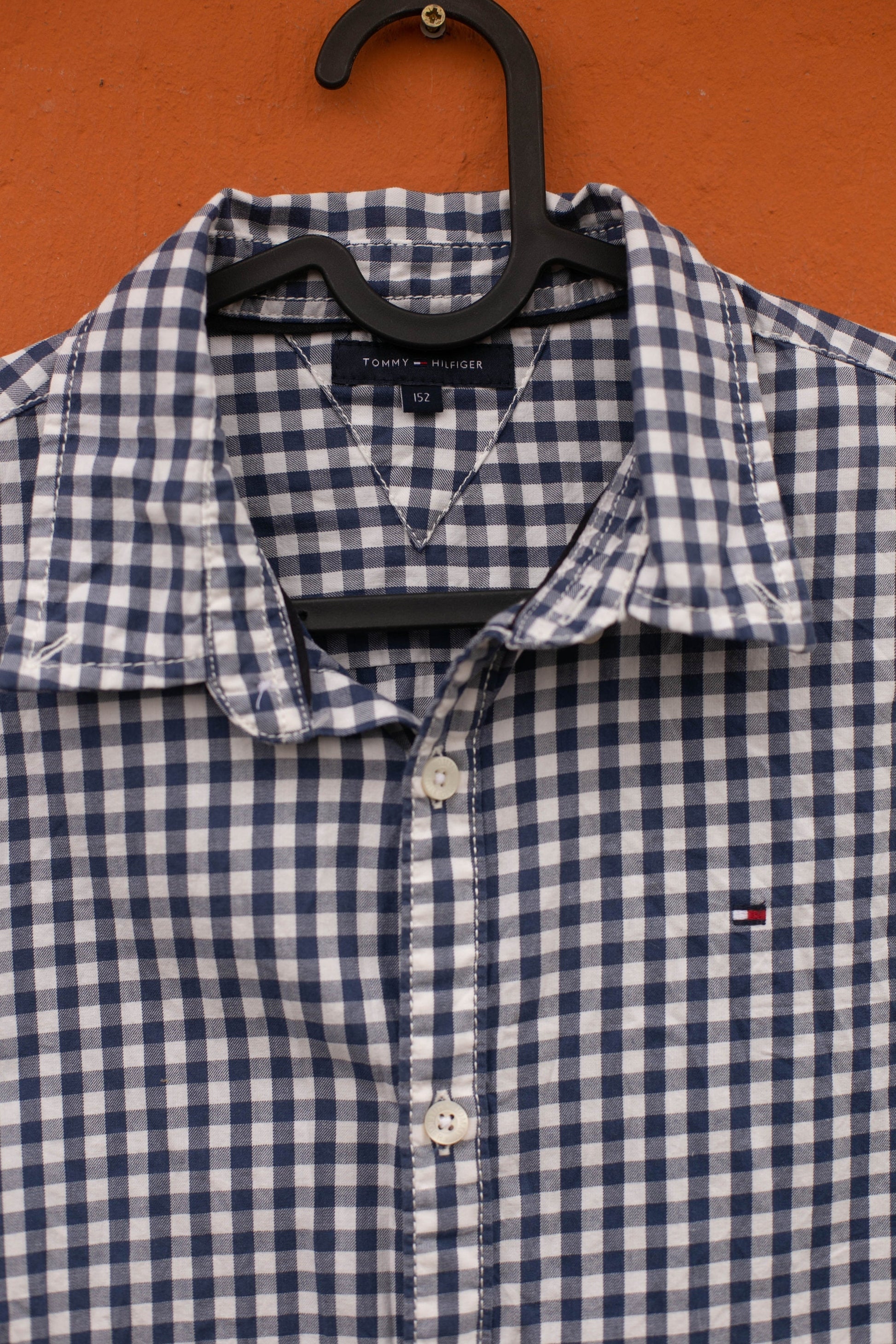 Tommy Hilfiger Kids Button-Down Shirt — fabric close-up