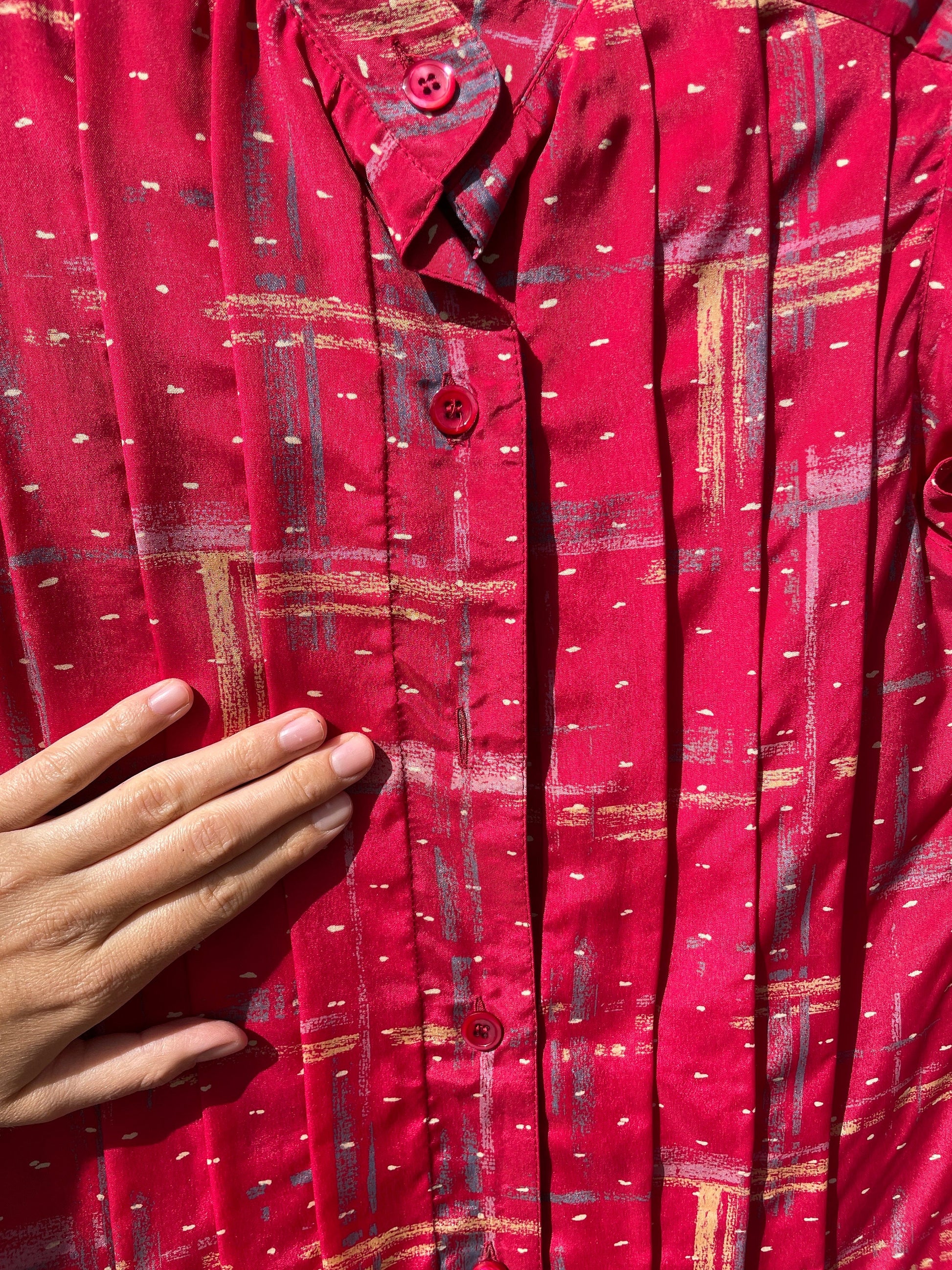 80s Vintage Cap Sleeve Blouse with Unique Pattern, Red vibrant summer button up shirt