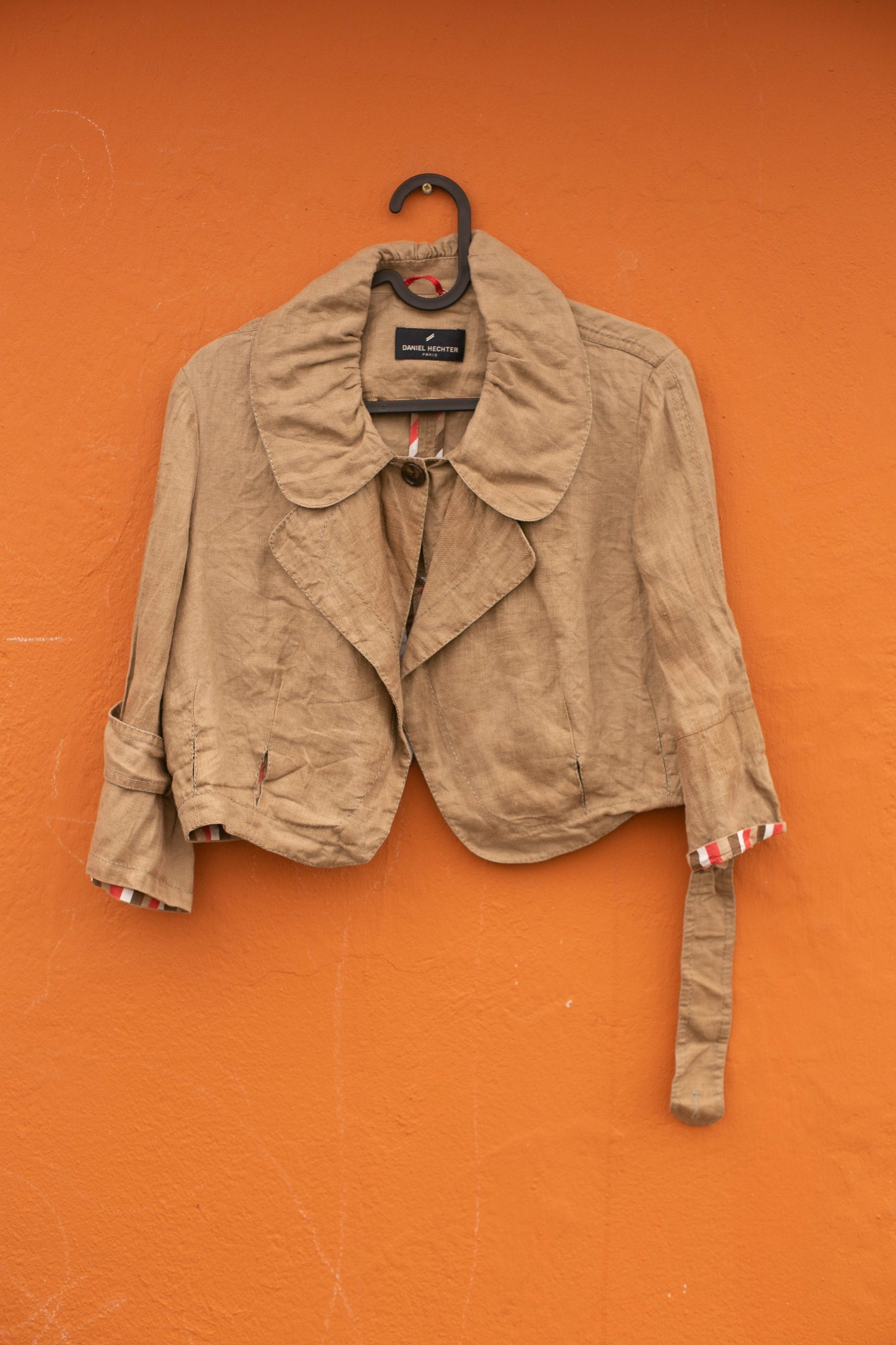 Vintage Daniel Hechter Paris Brown Cropped Linen-Feel Jacket, Tan elegant summer blazer, French vintage designer clothign for women