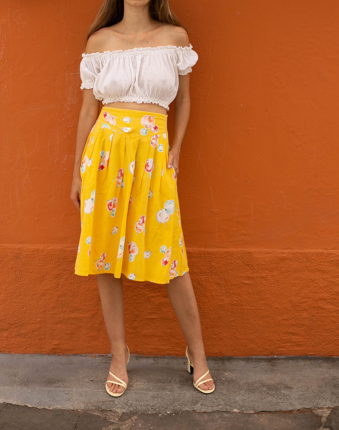 Sunny Delight Pleated Skirt with Quirky Fruit Print - Vintage High-Waisted Skirt with Pockets