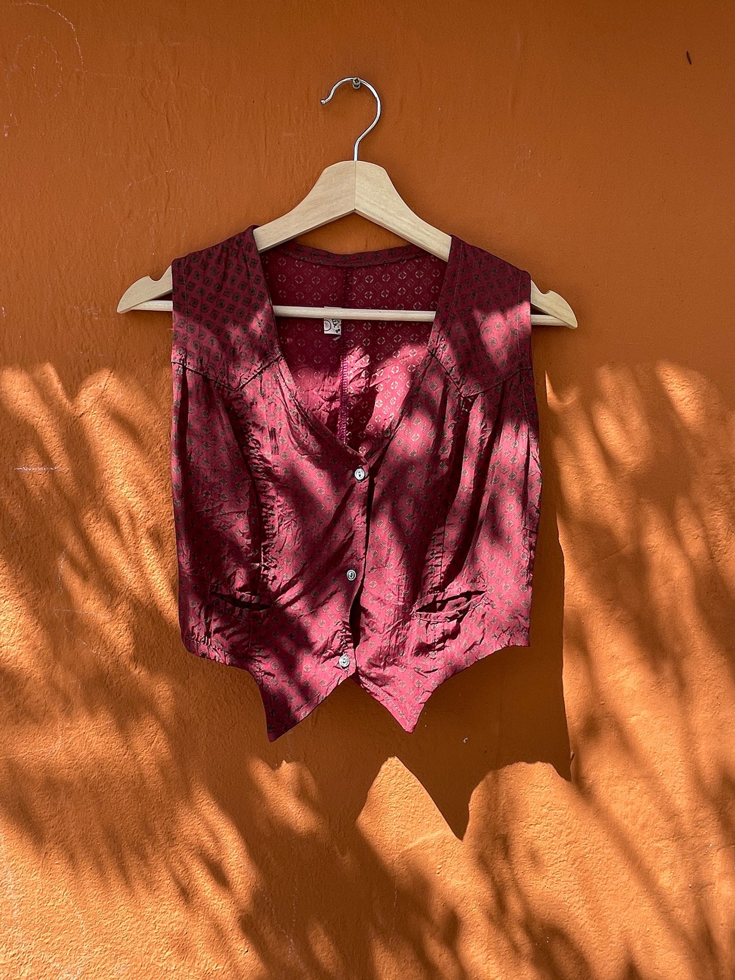 Vintage Italian Lightweight Gilet, Burgundy Geometric Pattern, Dark Academia Style, Made in Italy