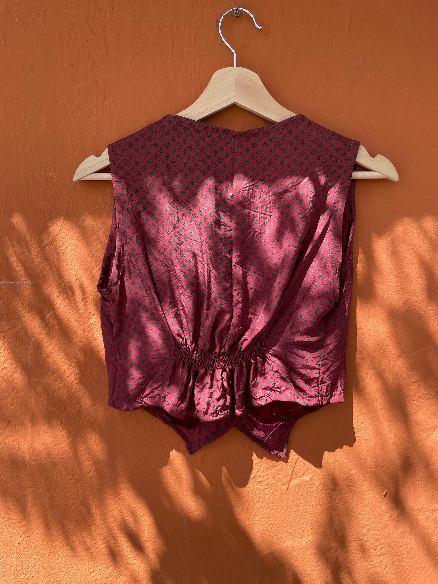 Vintage Italian Lightweight Gilet, Burgundy Geometric Pattern, Dark Academia Style, Made in Italy