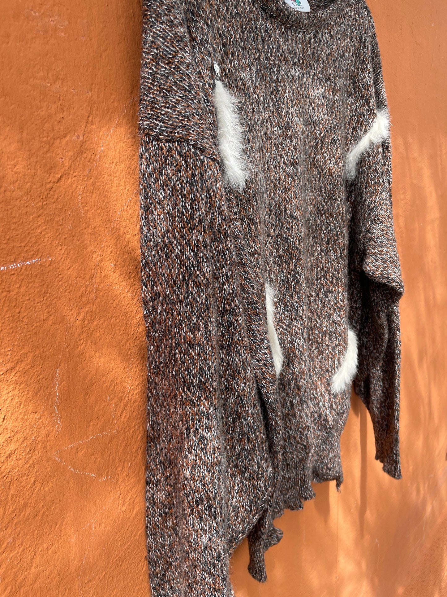 Vintage Italian Jumper with Feather Detailing, Mixed Wool Blend, Retro Aesthetic