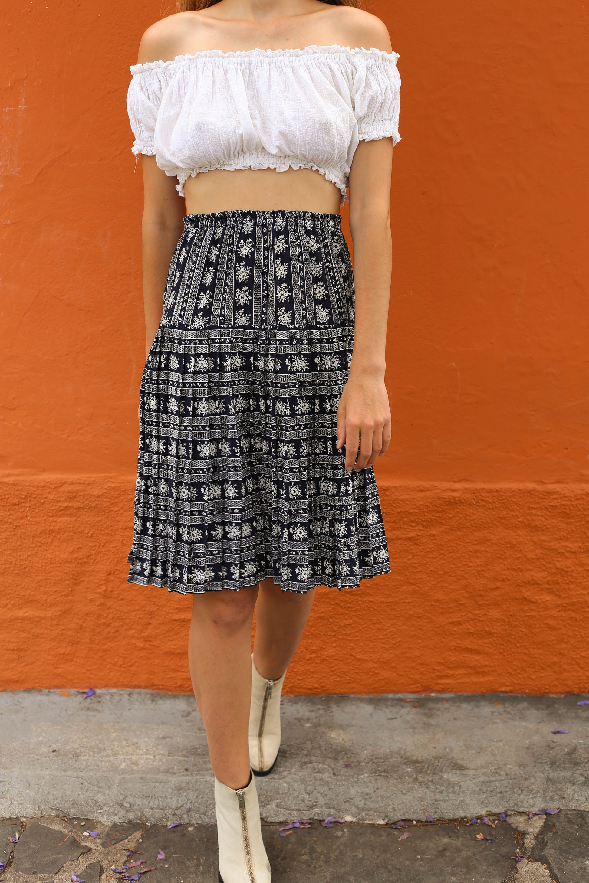 Vintage High Waist Floral Skirt, Dark Blue and White, Lightweight Summer Skirt, Boho hippie 60s outfit