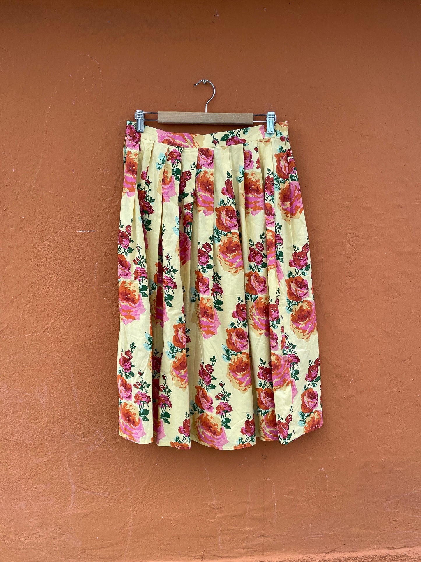 Retro yellow floral midi high waist skirt, Vintage Ungaro Ter Paris pleated wedding guest skirt, Summer picnic designer wear, Made in Italy