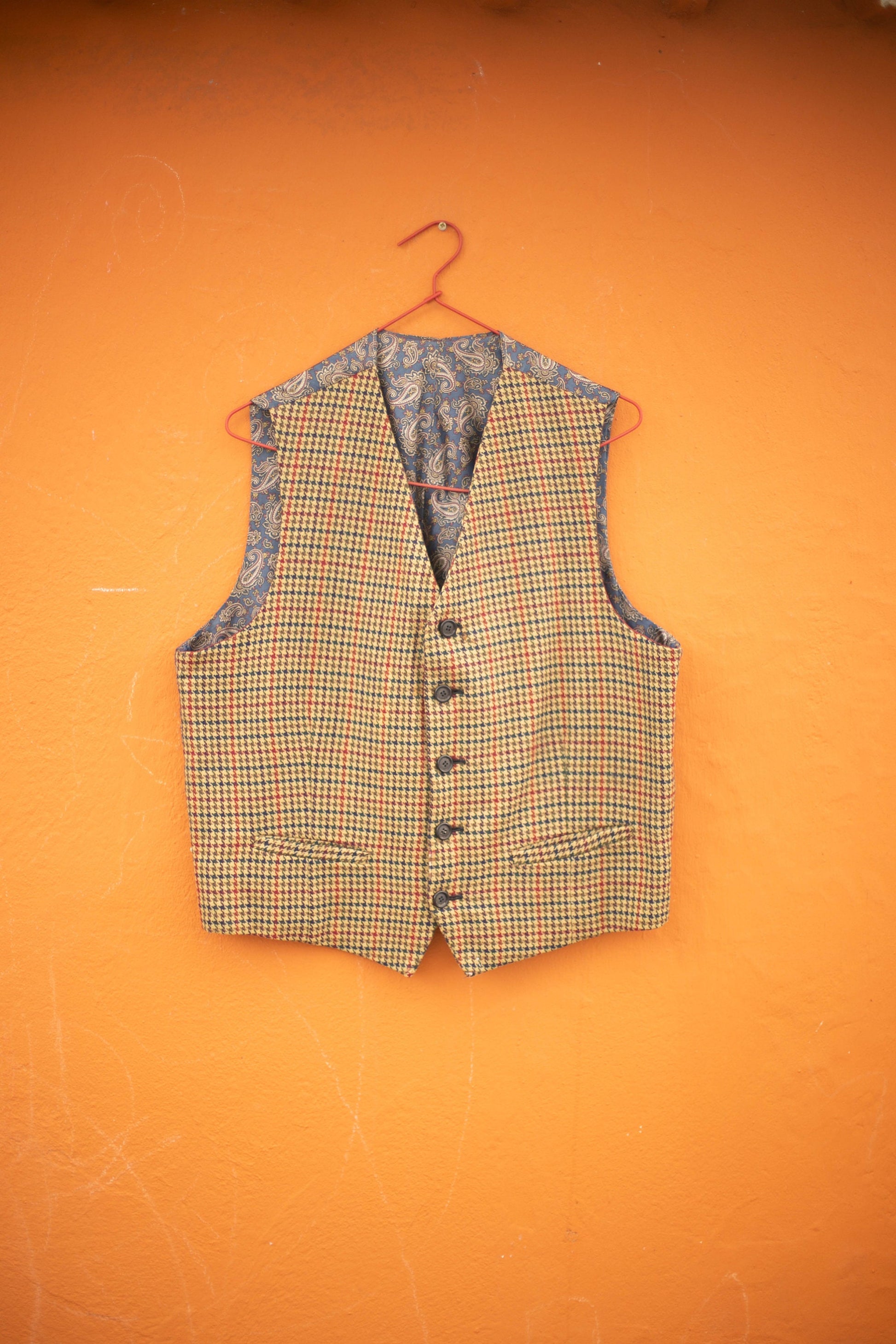Vintage unisex oversized 80s dogtooth pattern shepherd's plaid blue brown wool vest, smart casual