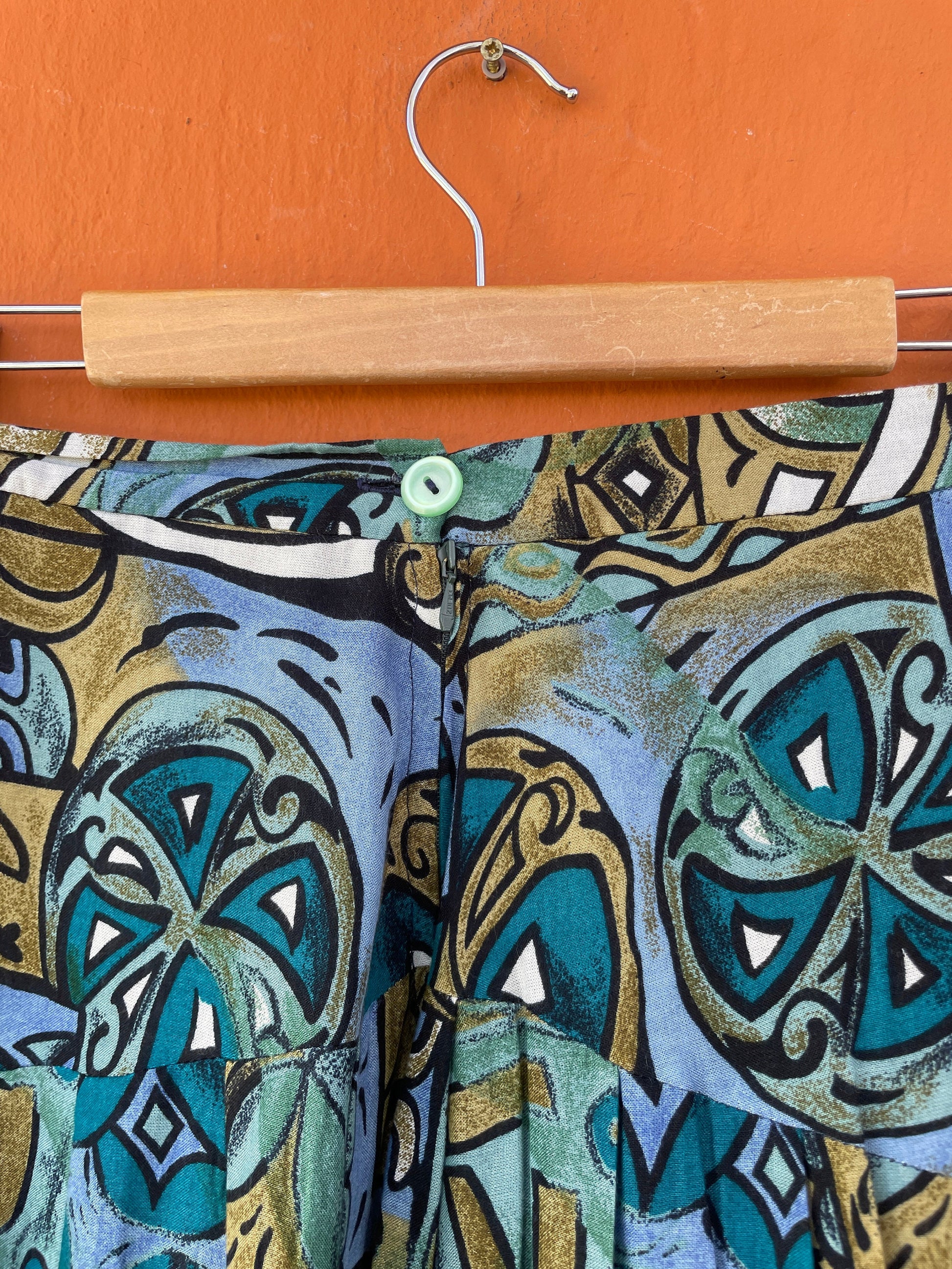 Vintage Abstract Print Skirt in Blue and Green Tones, High-Waist, 80s/90s Style, 1980s retro woman skirt, Playful summer wear