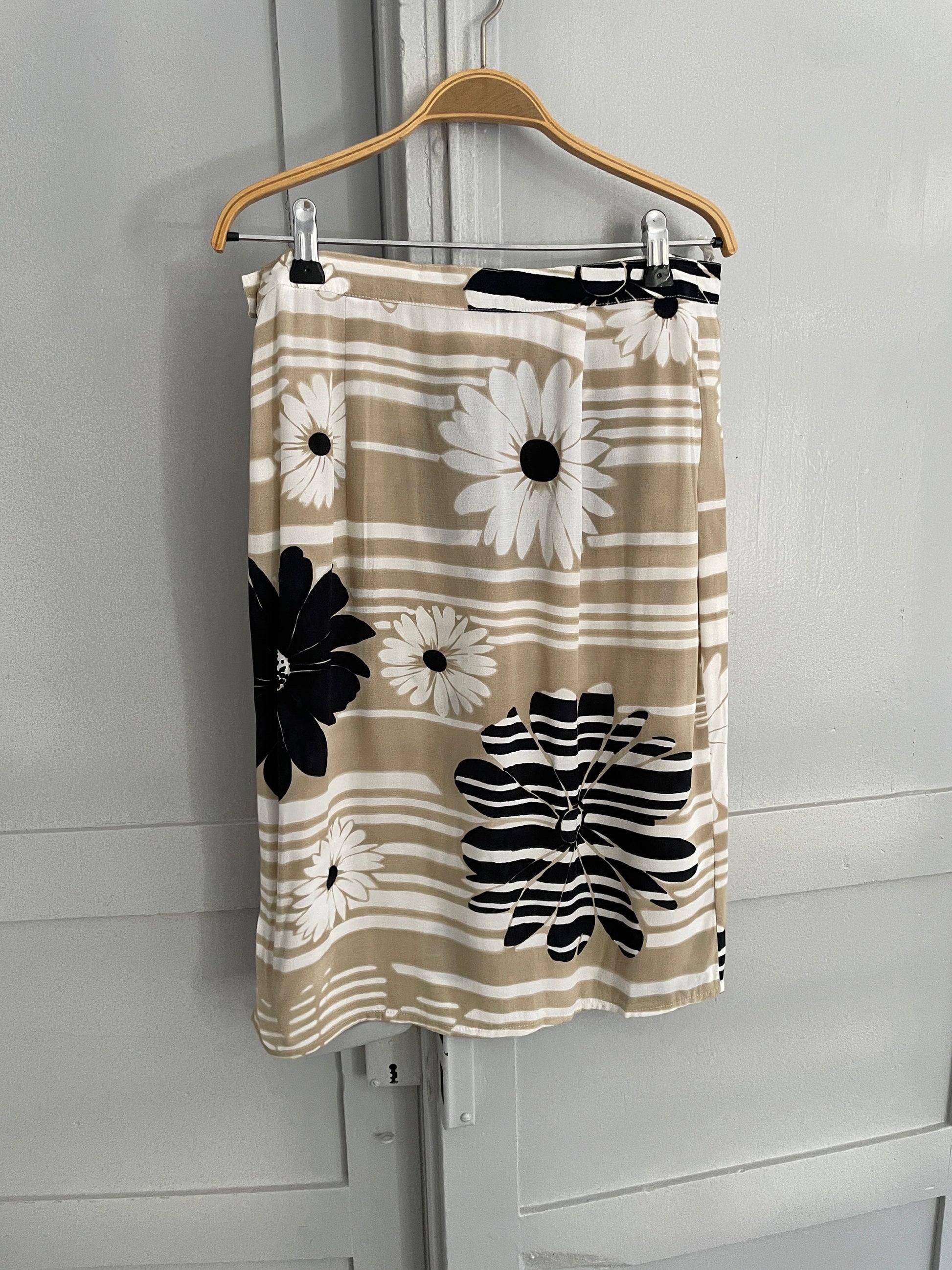 Vintage high waist floral pencil skirt