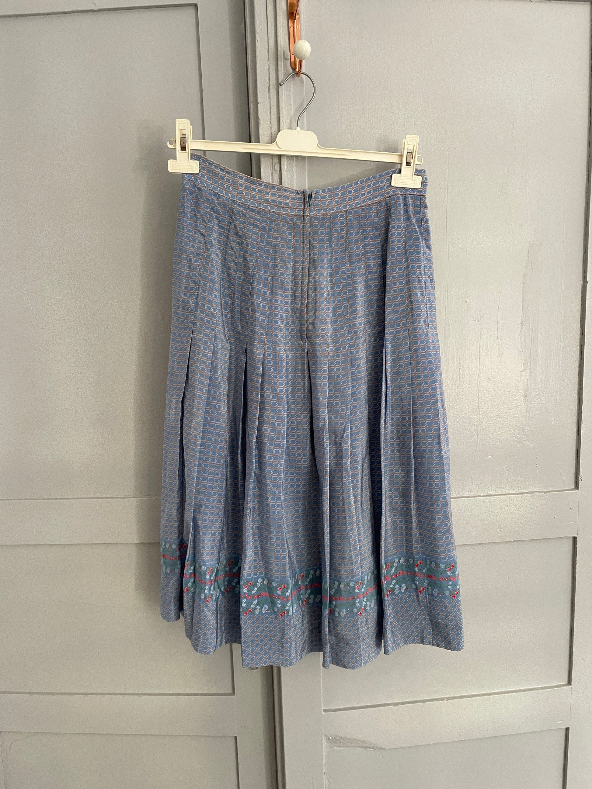Cottage core blue high waist summer skirt, Elegant vintage pleated skirt