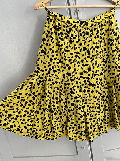 Vintage Yellow & Black Y2K Graphic Skirt — additional view 8