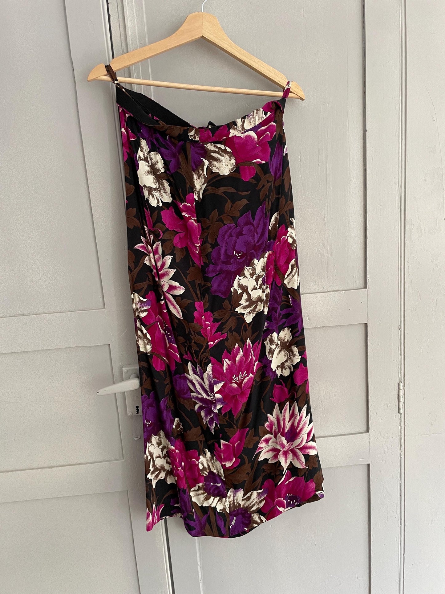 Vintage tropical purple flower summer skirt, Floral black and pink maxi skirt, High waist side split skirt