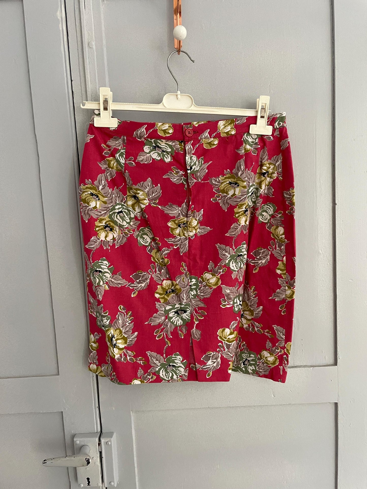 Retro pink floral skirt, High waist vintage pencil skirt, Colourful summer clothing