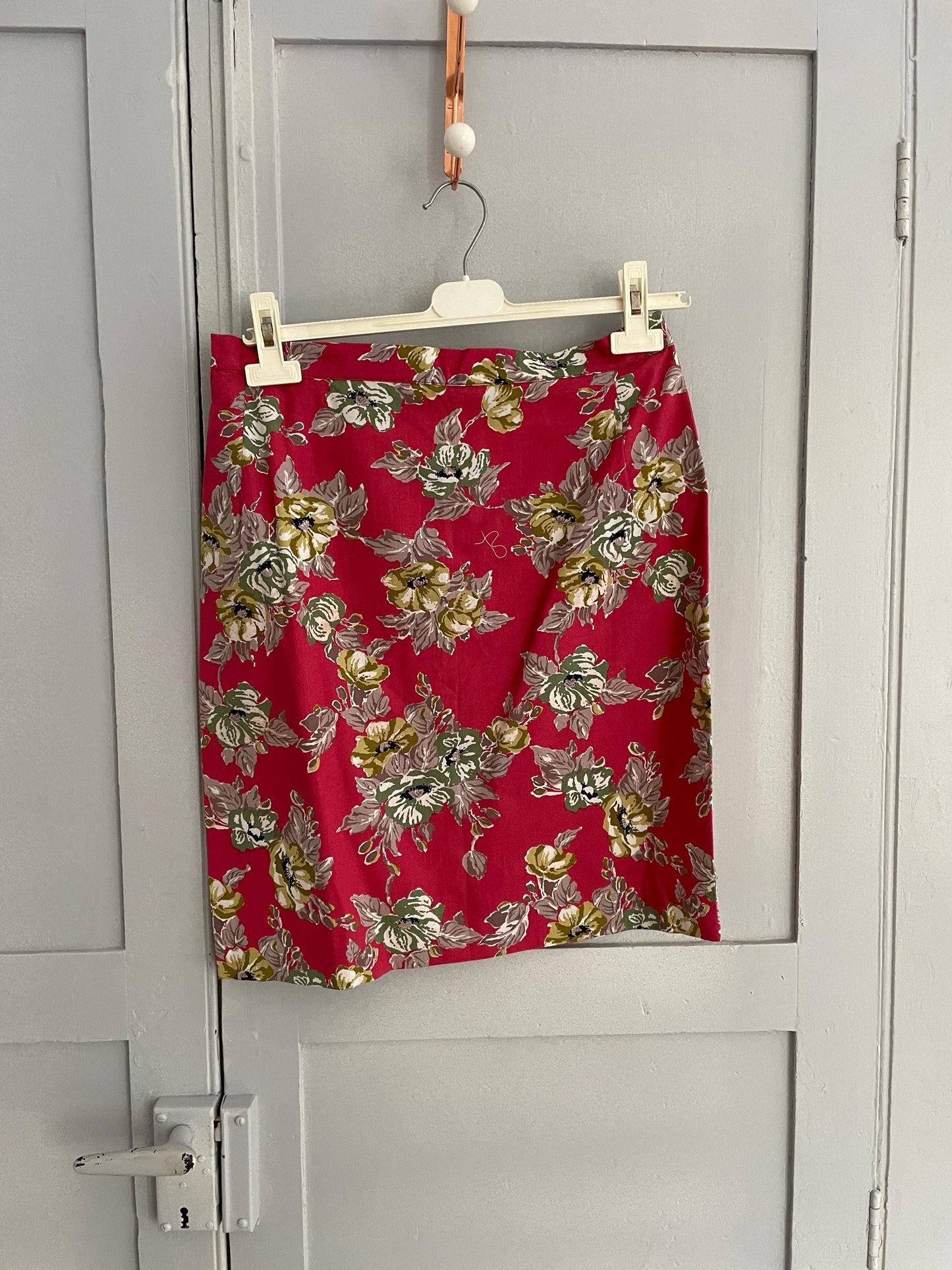 Retro pink floral skirt, High waist vintage pencil skirt, Colourful summer clothing