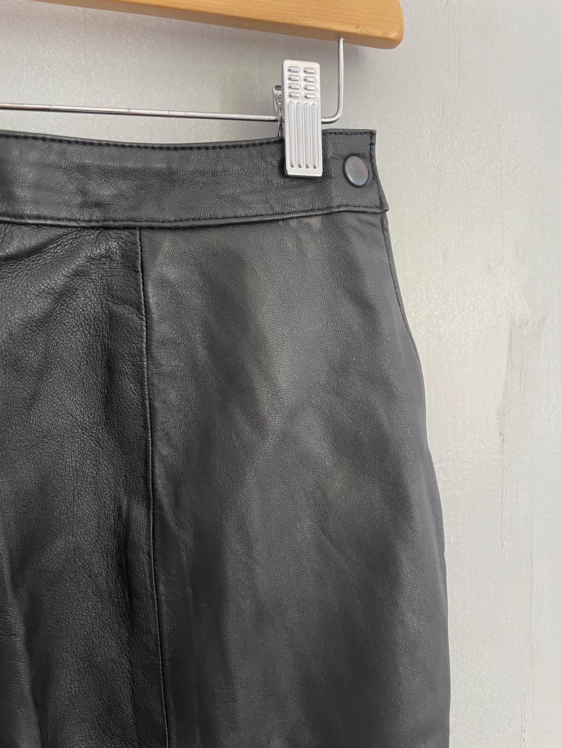 Vintage genuine leather skirt, High waist tight pencil skirt in black leather, 90s sexy dominatrix clothing, Size S , 36