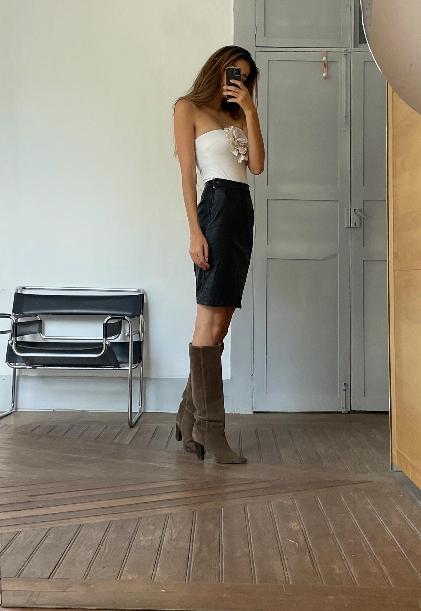 Vintage genuine leather skirt, High waist tight pencil skirt in black leather, 90s sexy dominatrix clothing, Size S , 36