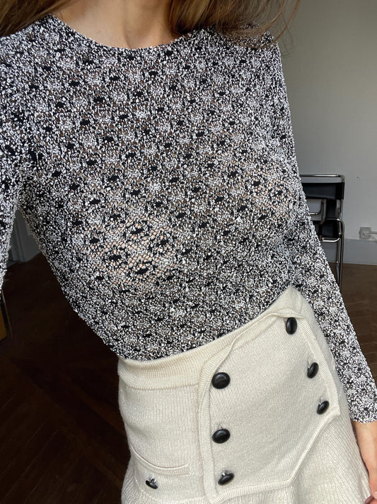 Confetti black and white vintage woman shirt with long sleeves