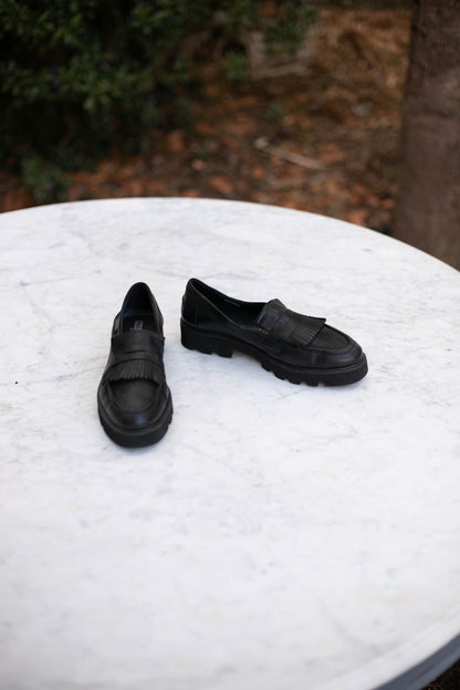 Chunky Vintage Pikolinos Loafers — fabric close-up