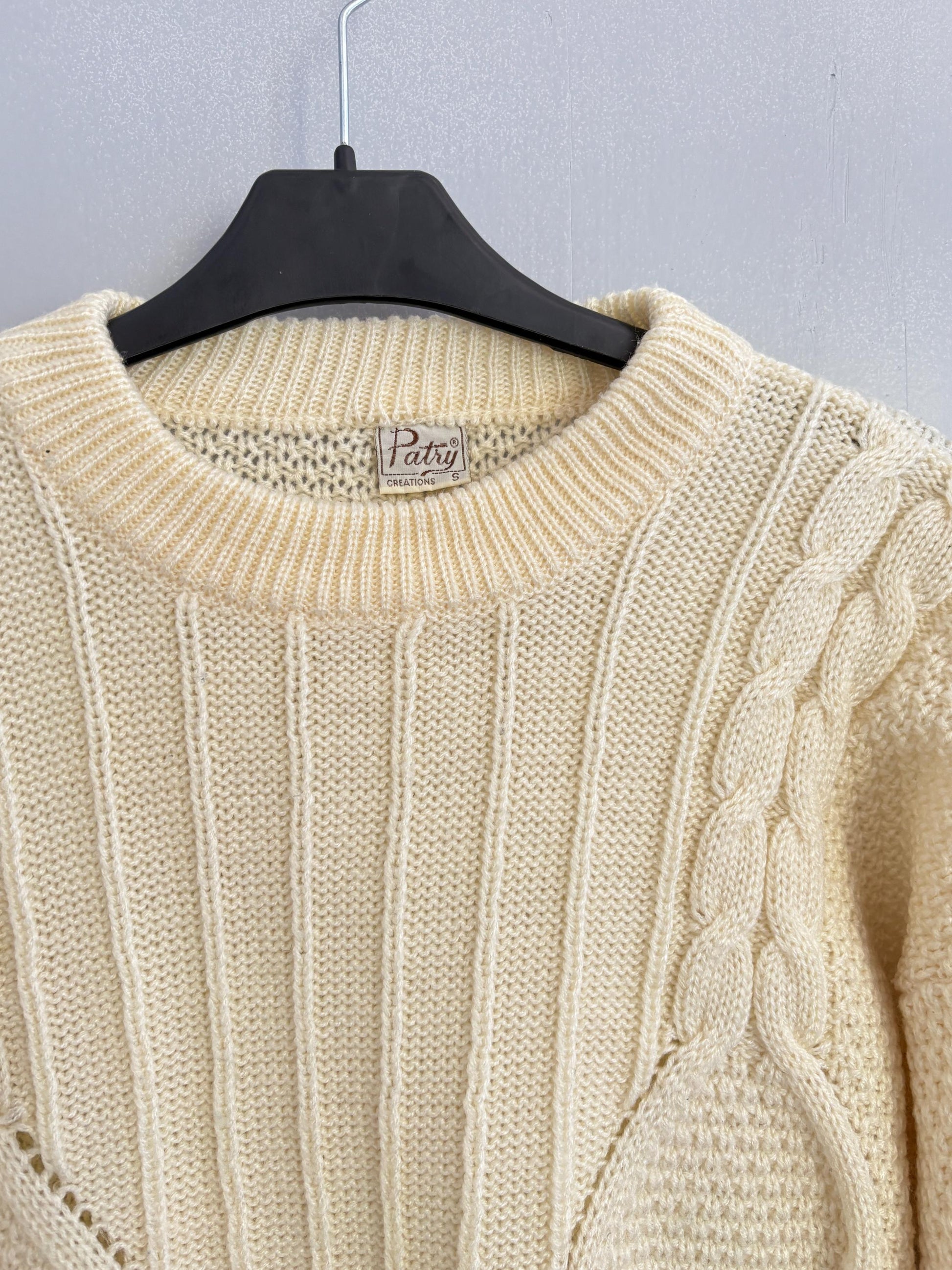 Vintage Ivory pullover, Retro eggshell knitwear, Cozy off white winter knit jumper, 80s christmas sweater