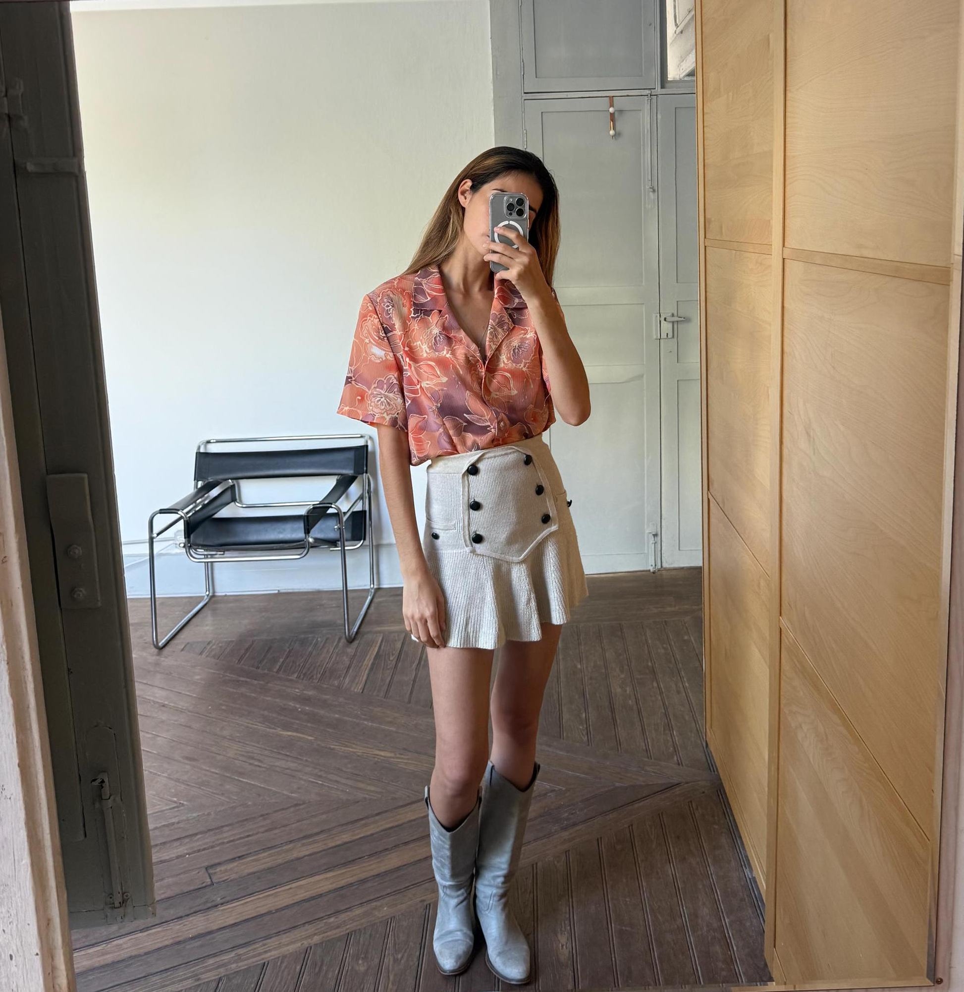 Floral peach 70s vintage blouse, Retro button up shirt, Floral blouse, Orange colourful patterned top, Cute short sleeve summer shirt,