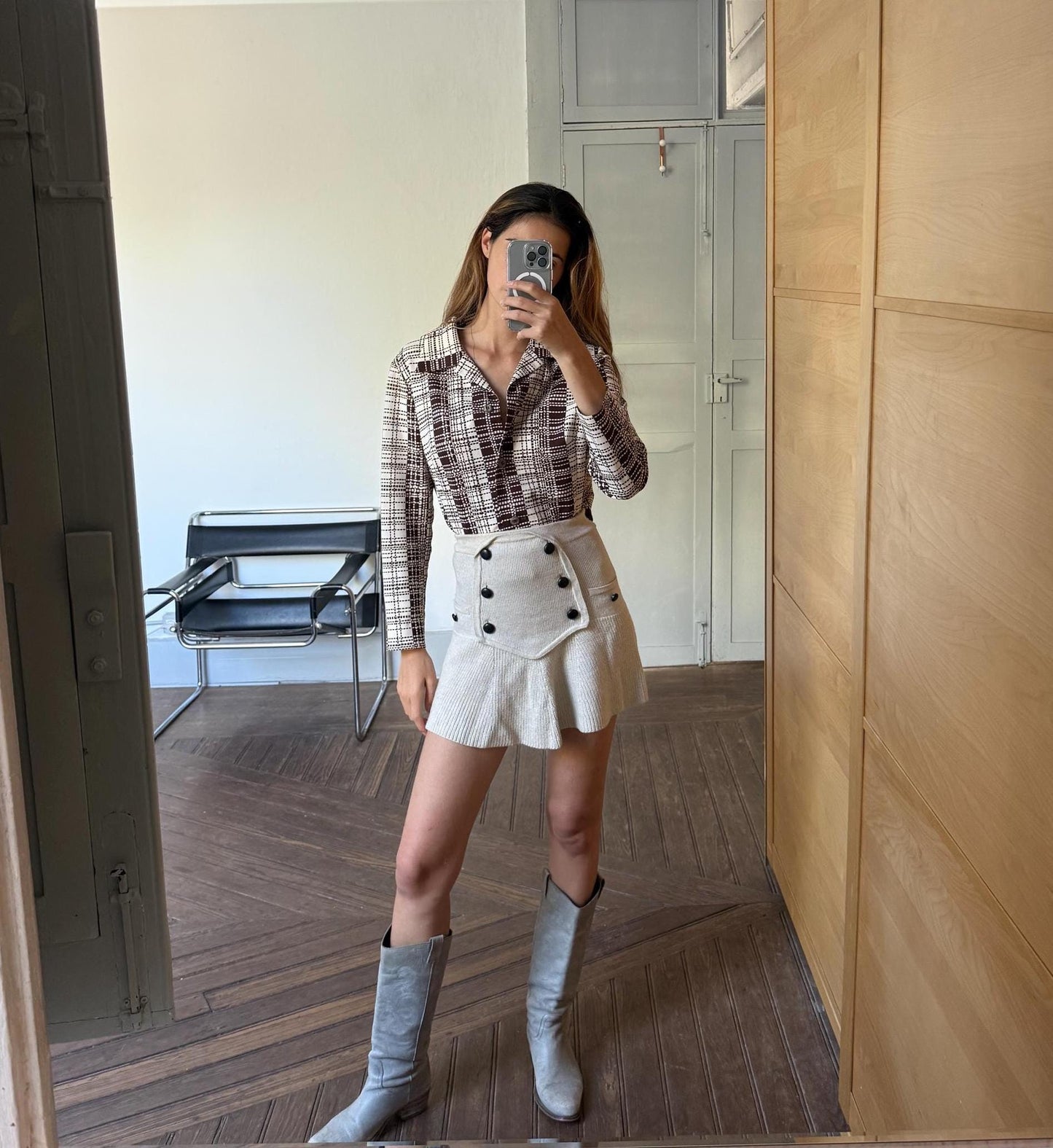 Vintage groovy button down shirt, Geometric brown and white retro blouse, 70s woman fashion, Long sleeve summer shirt, 1970s blouse, L