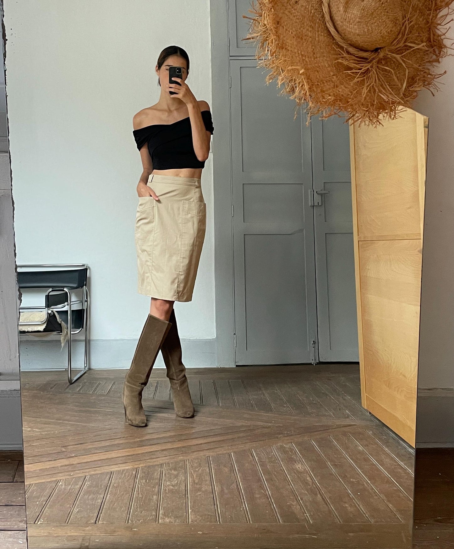 Vintage cotton beige high waist pencil skirt.