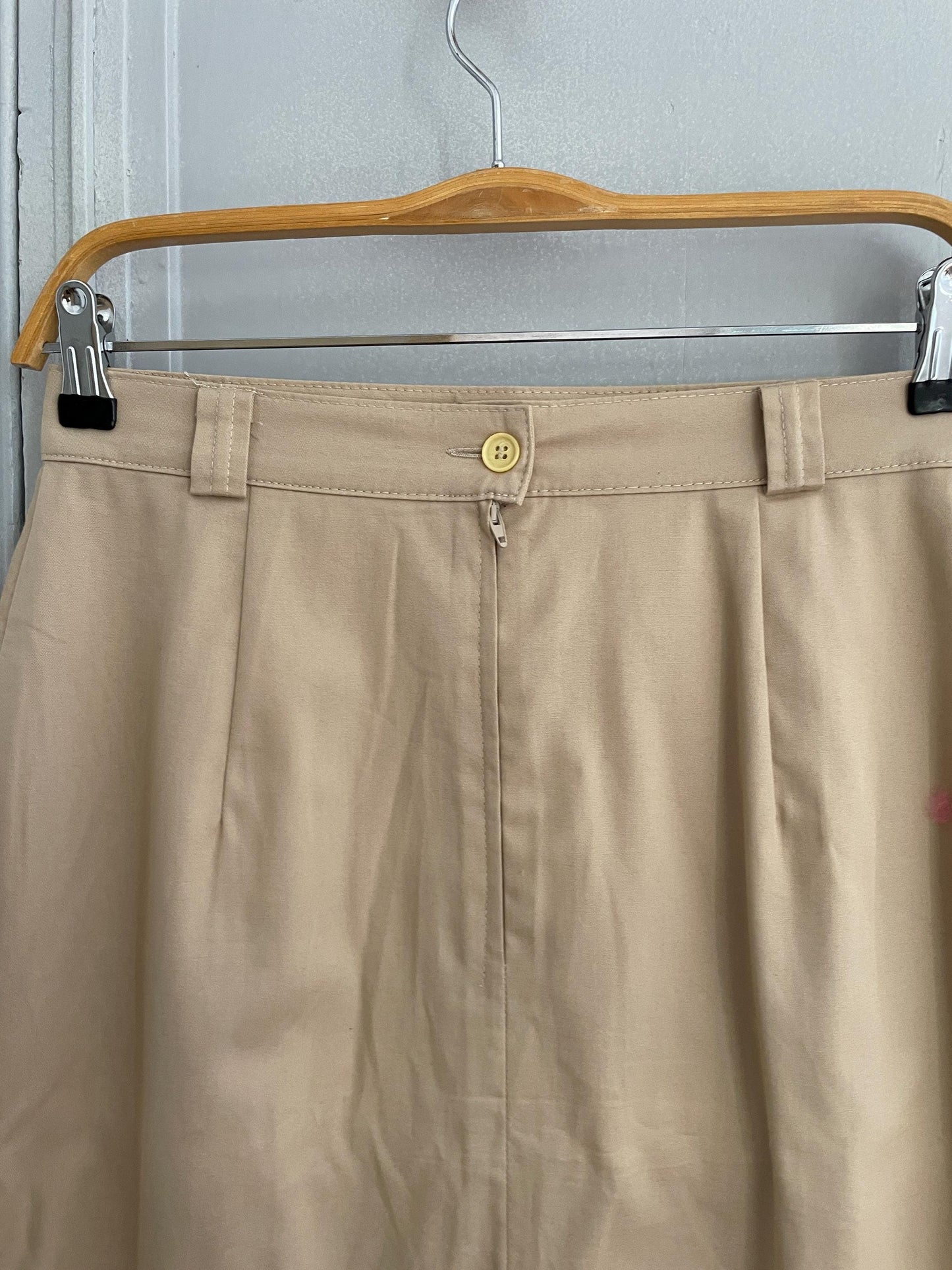 High-Waisted Beige cotton pencil Skirt with Pockets, Minimalist Neutral Skirt, Casual Chic Knee-Length Skirt for Women, Summer Workwear